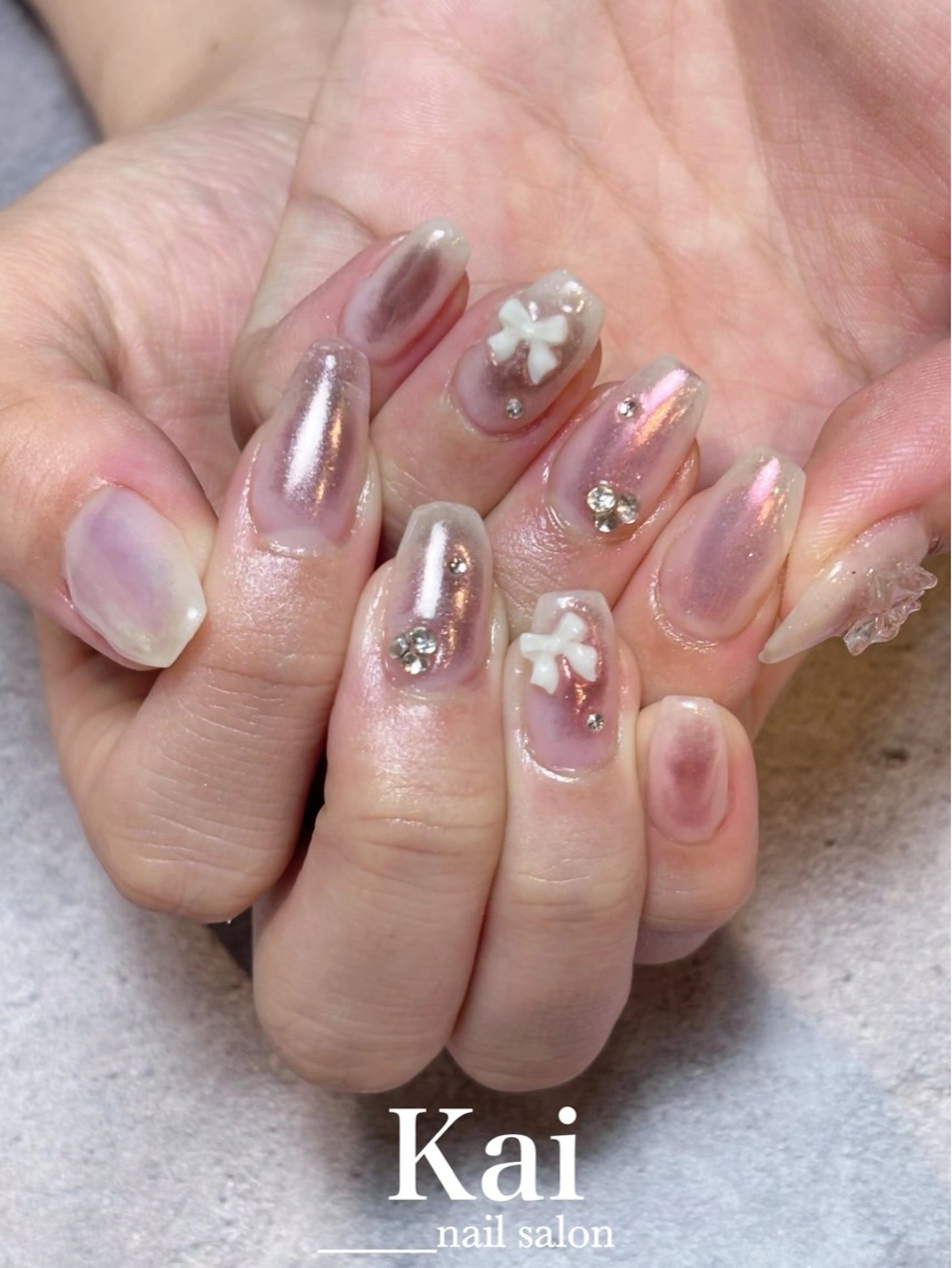 ネイル オーロラネイル チークネイル ガーリー 韓国ネイル マグネットネイル ハンドネイル Kai  nail Mayukoのネイルデザイン