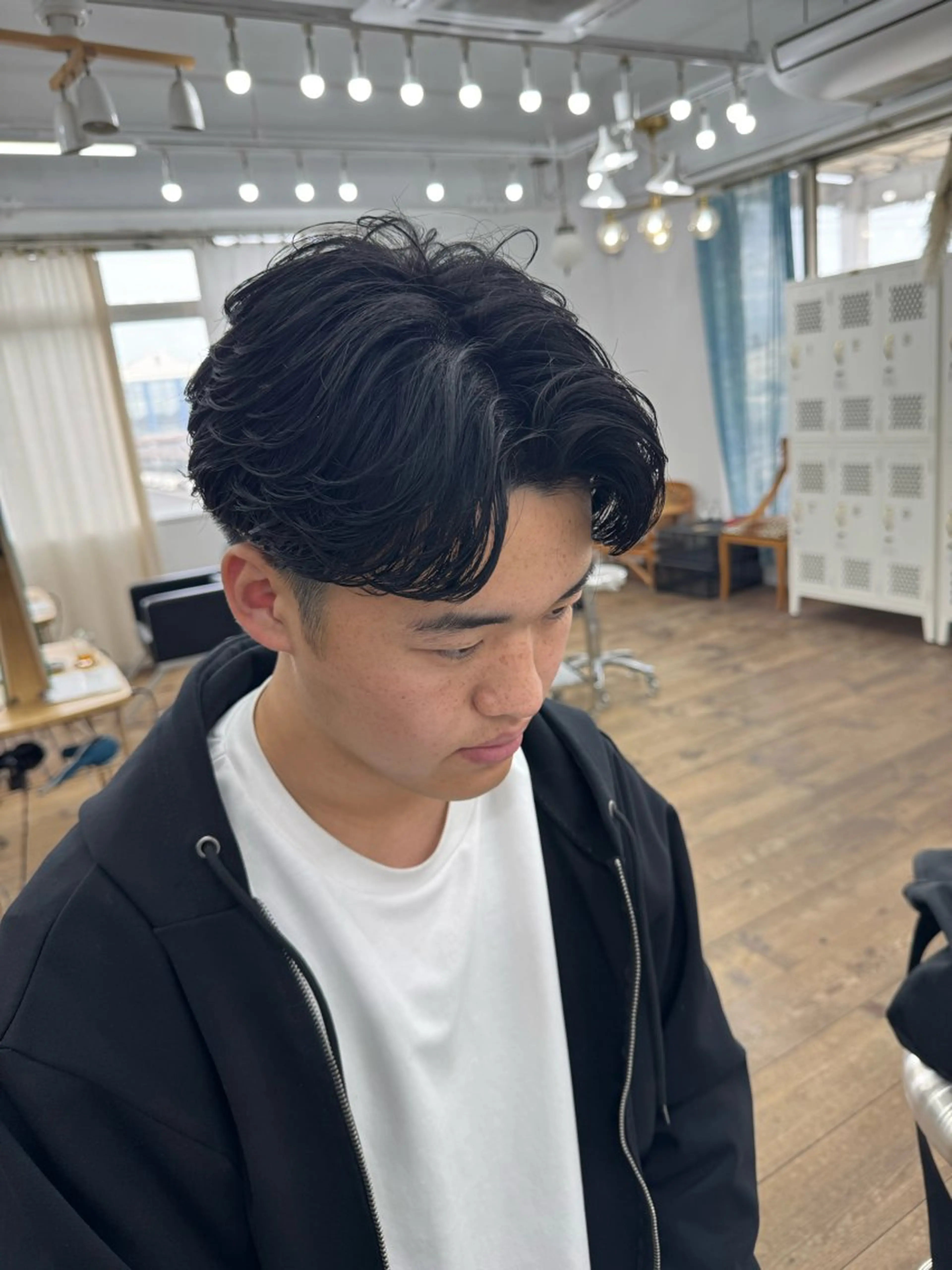 ショート パーマ メンズ フェザーパーマ メンズパーマ カット パーマ メンズ特化サロン ユウヘイのヘアスタイル