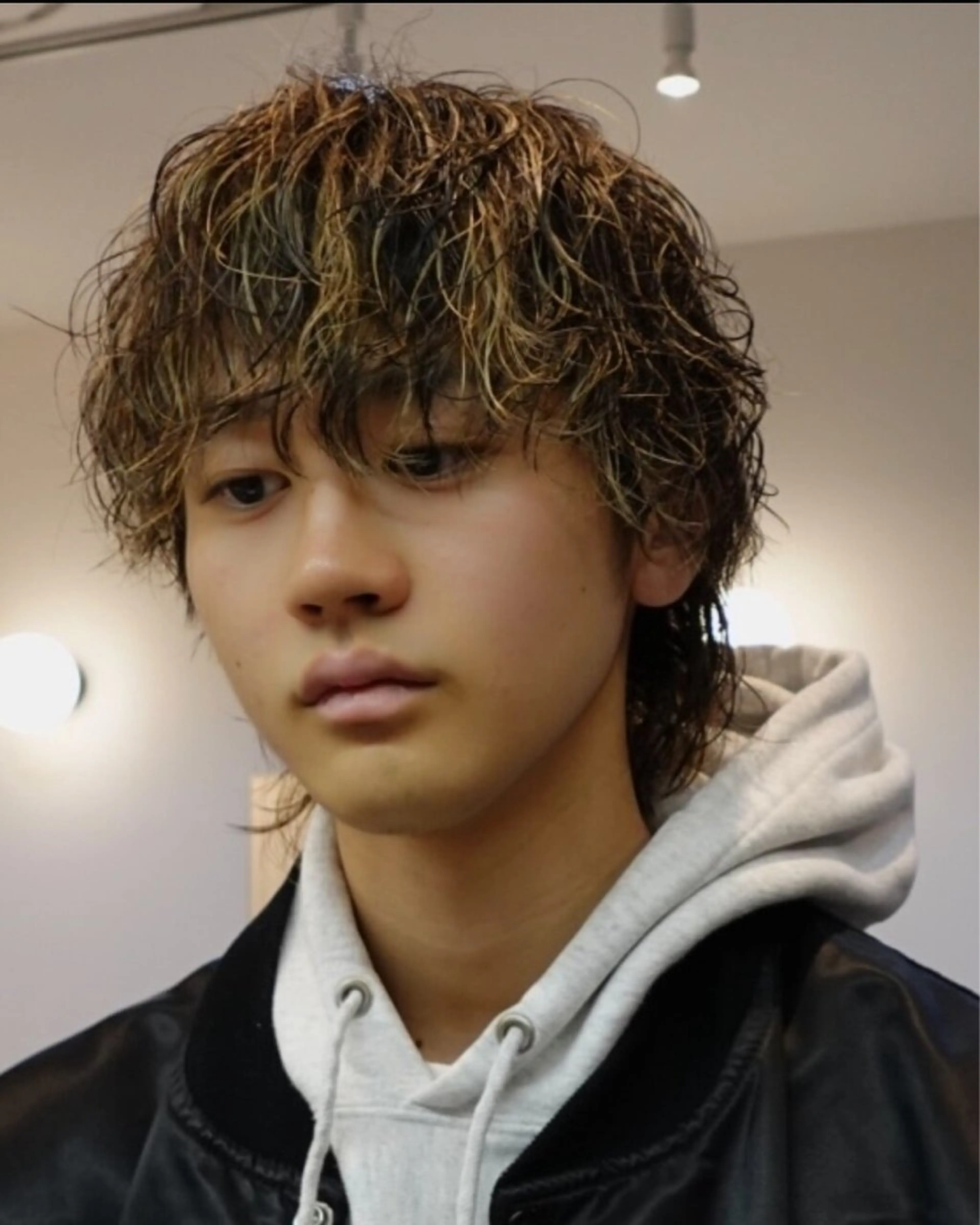 カラー パーマ メンズ カット ヘアカラー メンズ特化 美容師misakiのヘアスタイル