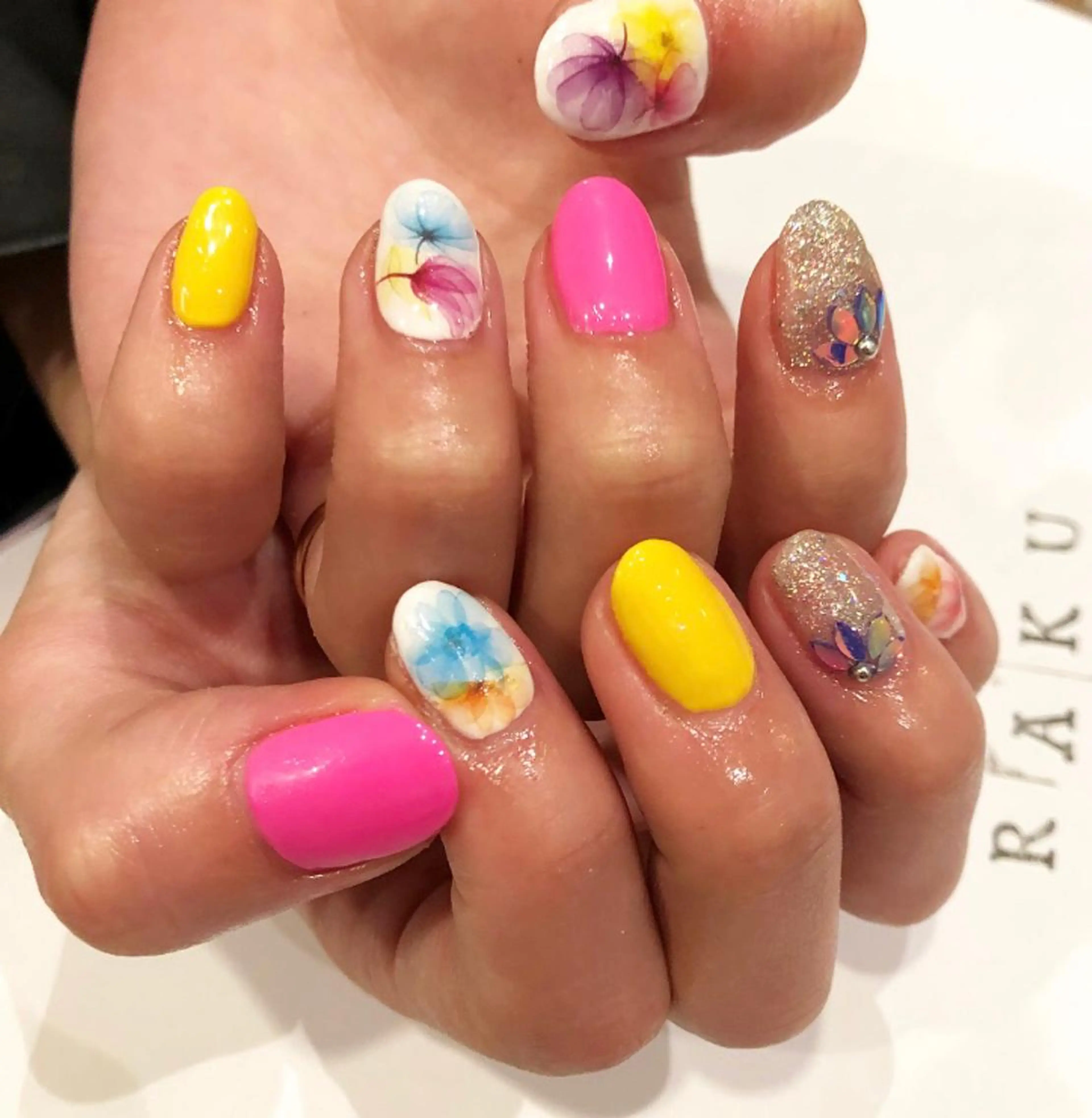 ネイル 駒月 明日香の眉毛・アイブロウイメージ