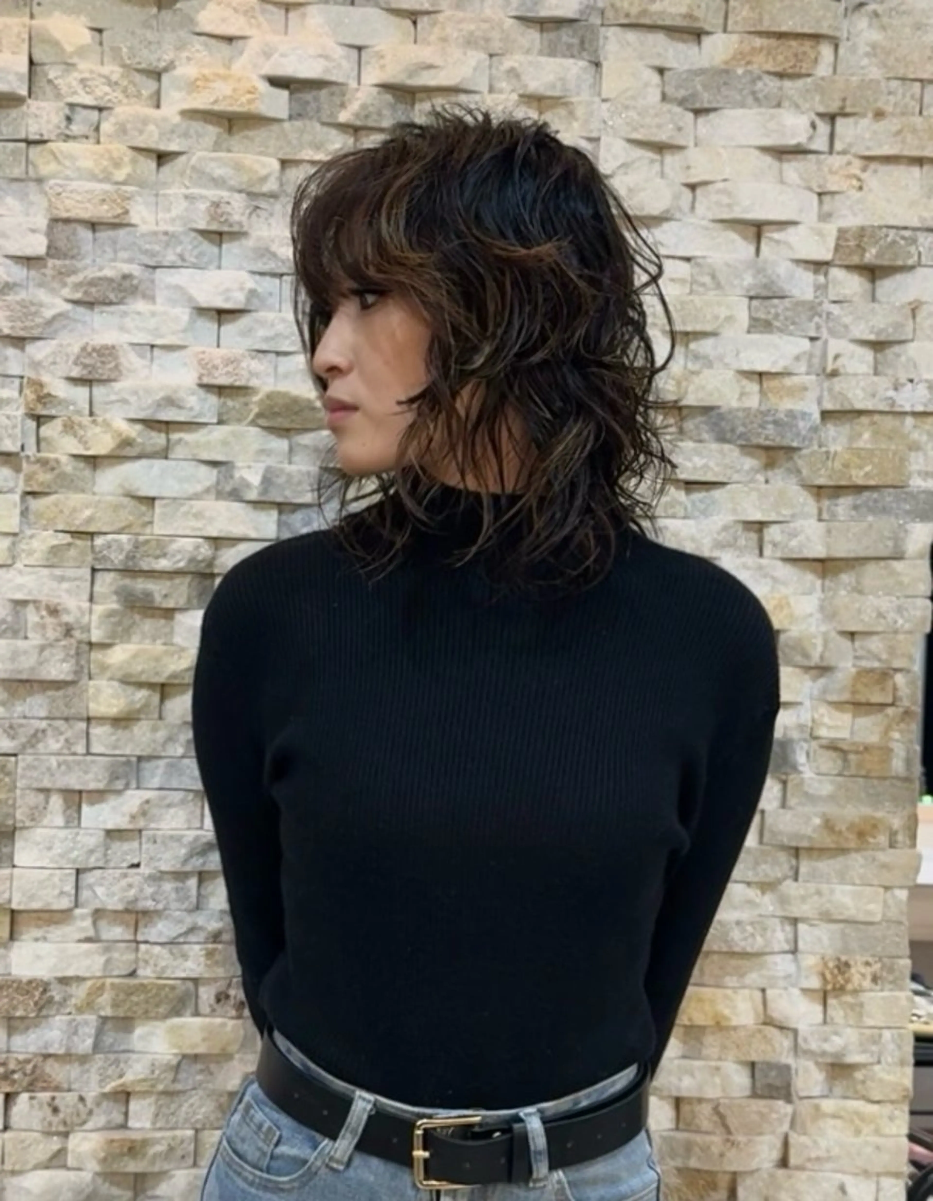 パーマ ウルフカット ウルフレイヤー ニュアンスパーマ boymeetsgirl所属・宮田 龍斗のヘアスタイル