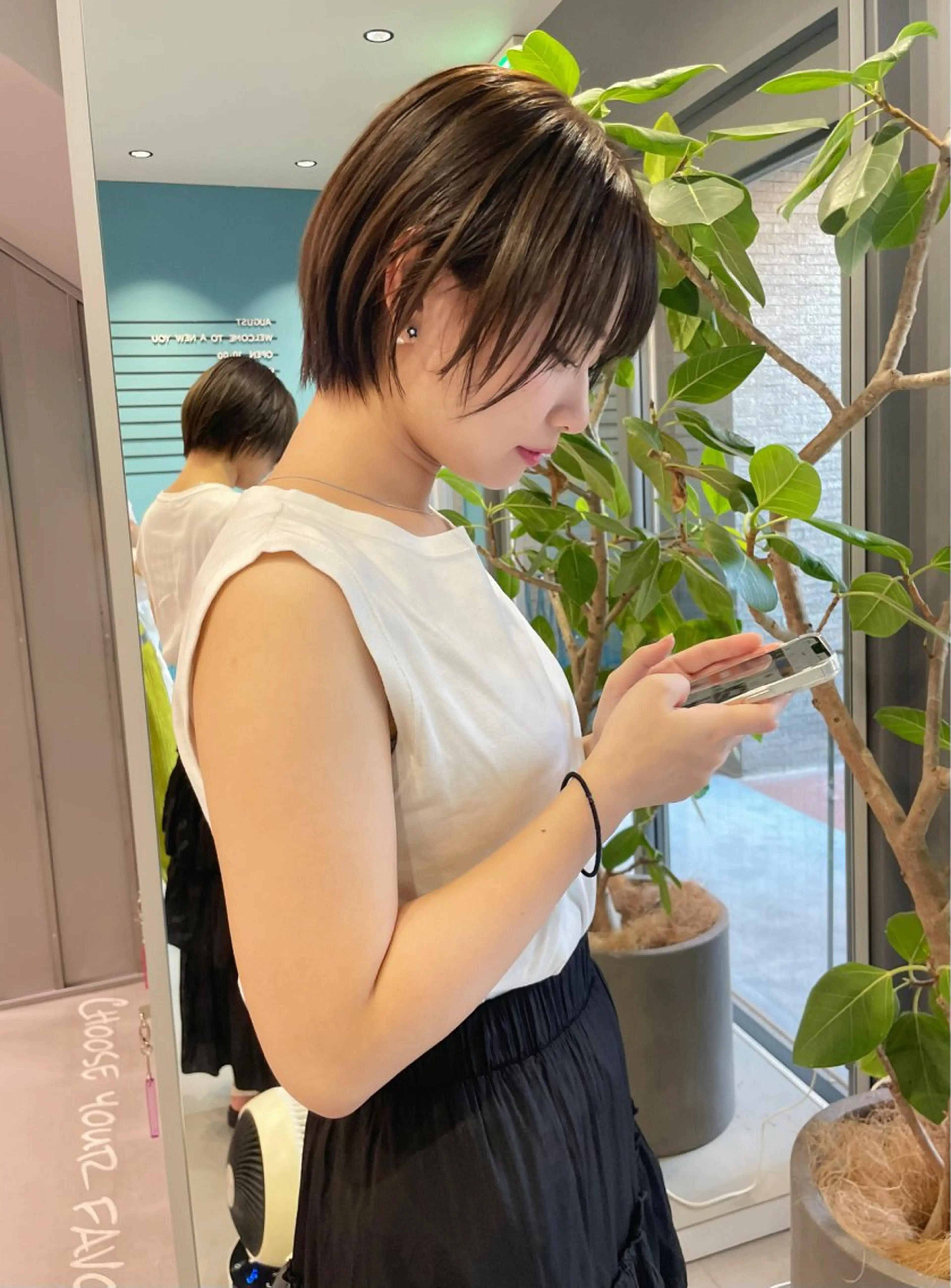 💍🩵バングカット(顔周り もみあげ込み)💍🩵スタイリング込の写真