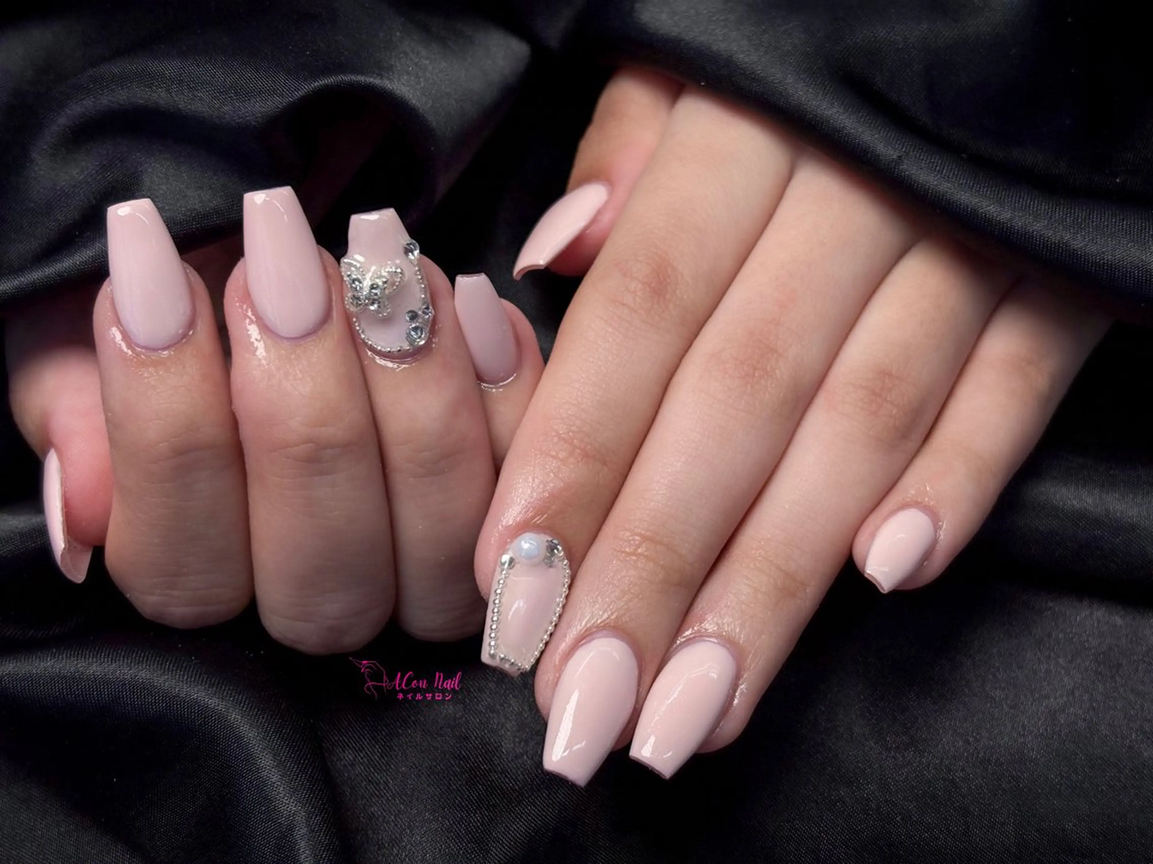 ネイル 桜ネイル 長さ出し フラワーネイル フレンチネイル ジェルネイル ハンドネイル ACon NailSalonのネイルデザイン