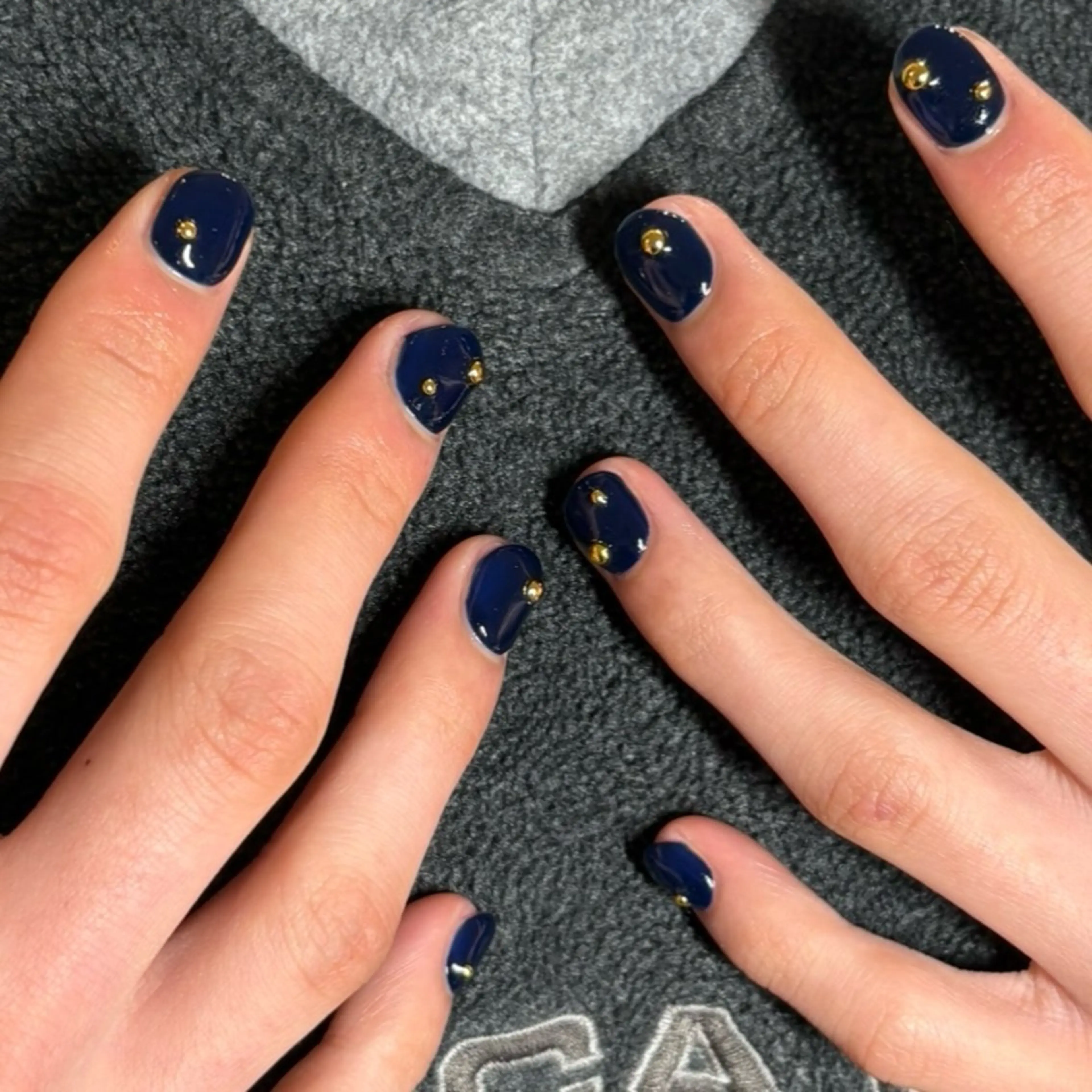 ネイル メンズネイル ネイビー ワンカラーネイル ハンドネイル 🦋hana / nail / AOのネイルデザイン