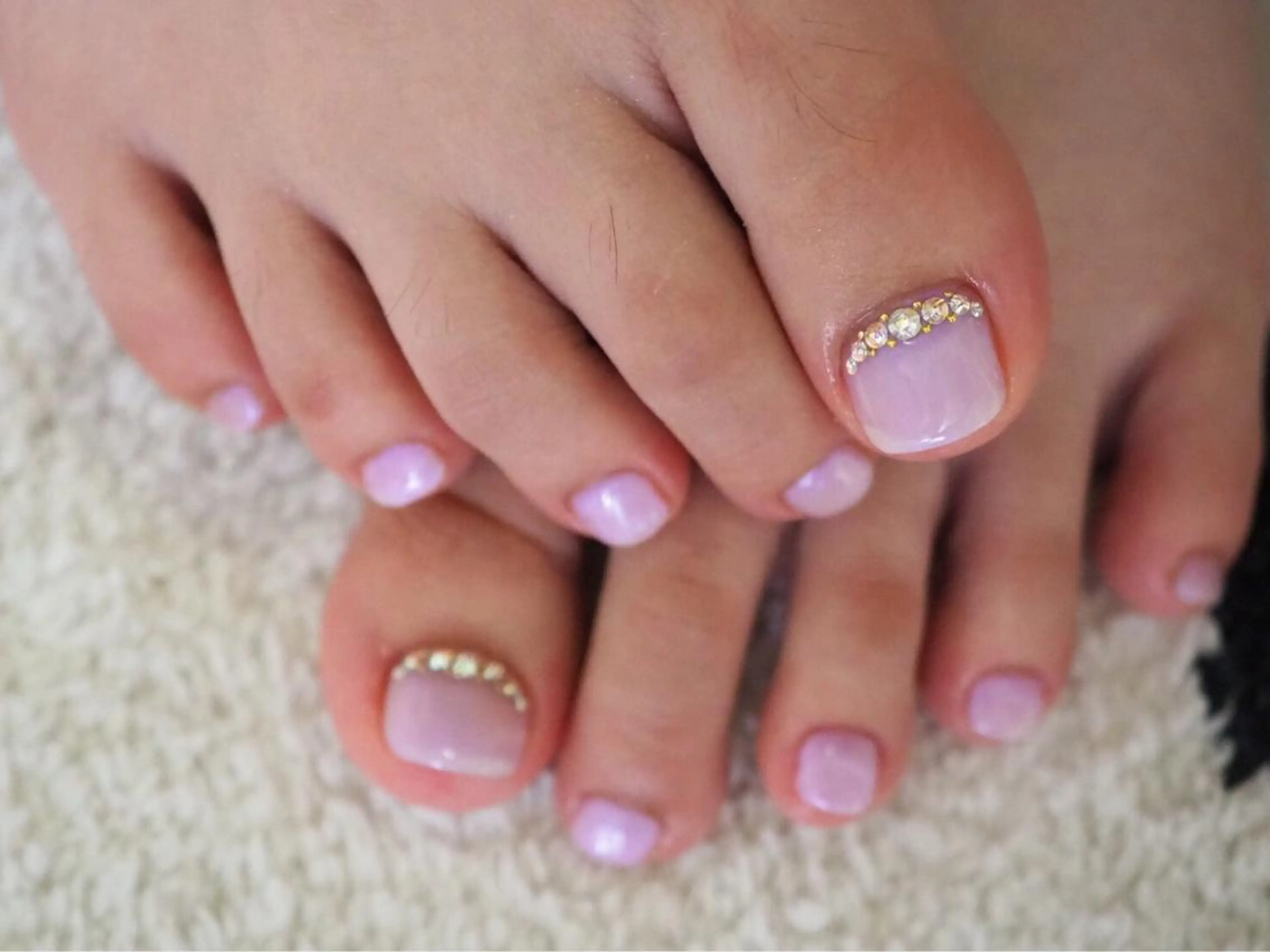 フットジェル👣 マグネットネイル・ワンカラー・ラメグラ・フレンチ・カラグラ【ジェルオフ&甘皮ケア無料】の写真