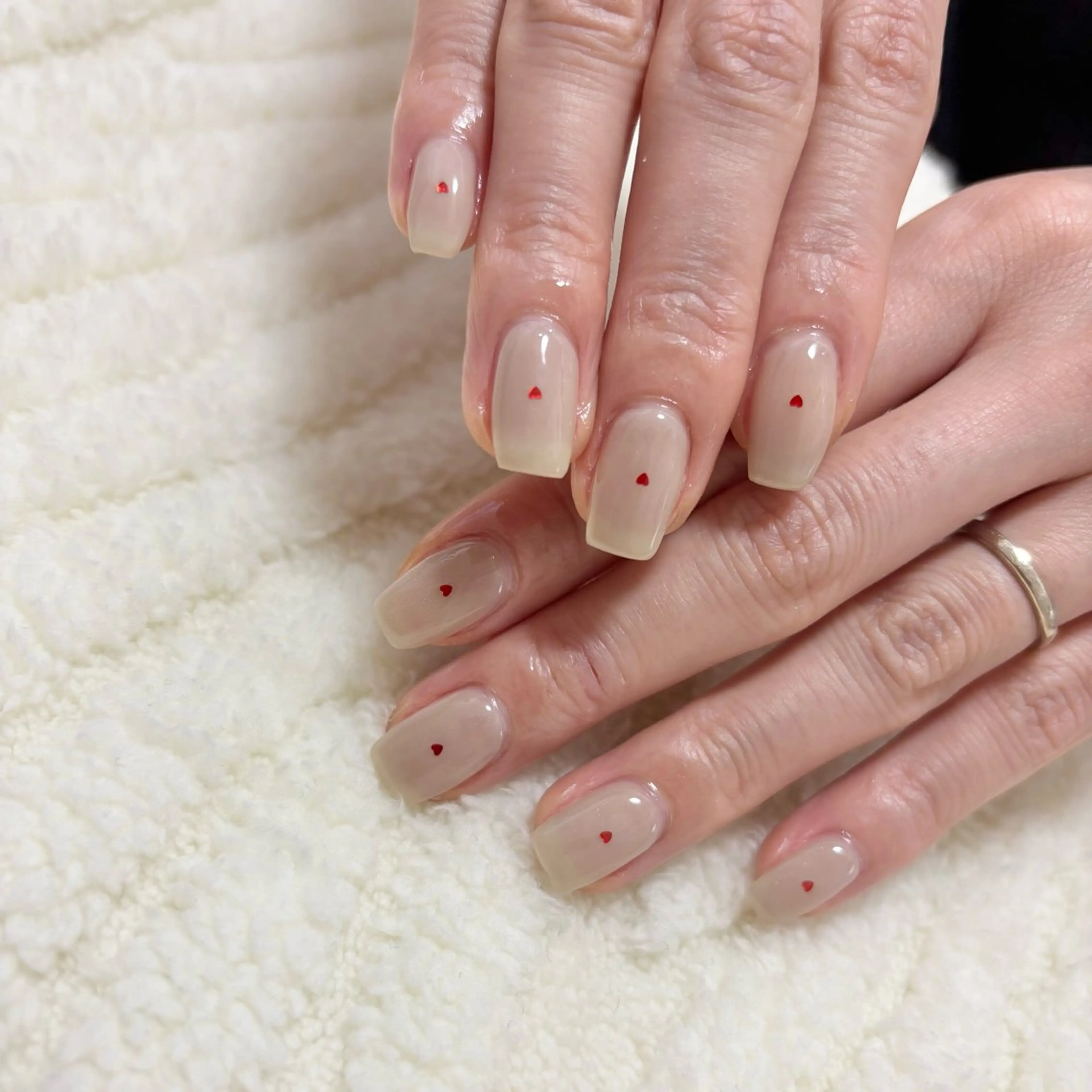 ネイル シンプルネイル バレンタイン ハンドネイル わたなべ さやかのネイルデザイン