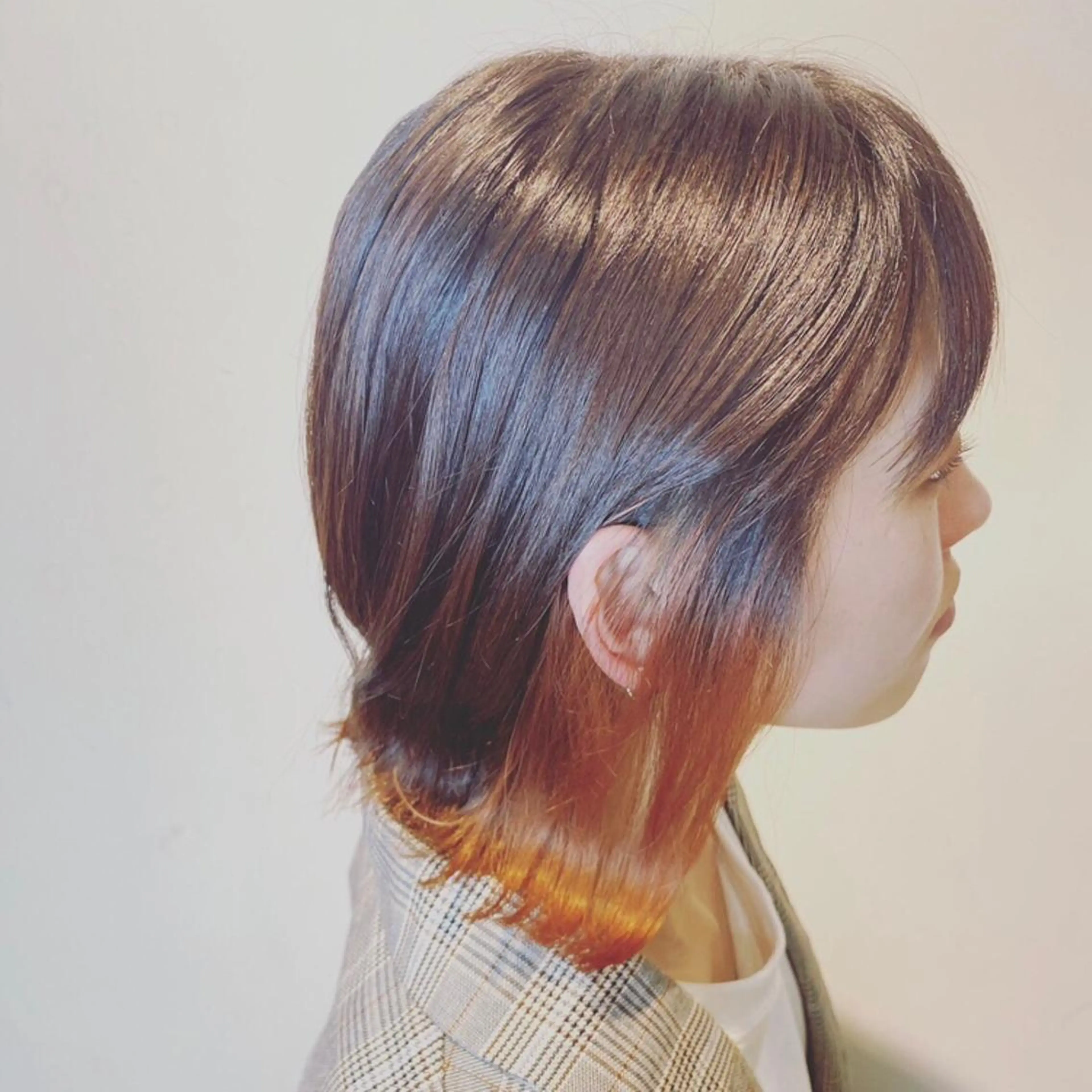 ショート カラー インナーカラー オレンジ ハラ ルイスのヘアスタイル