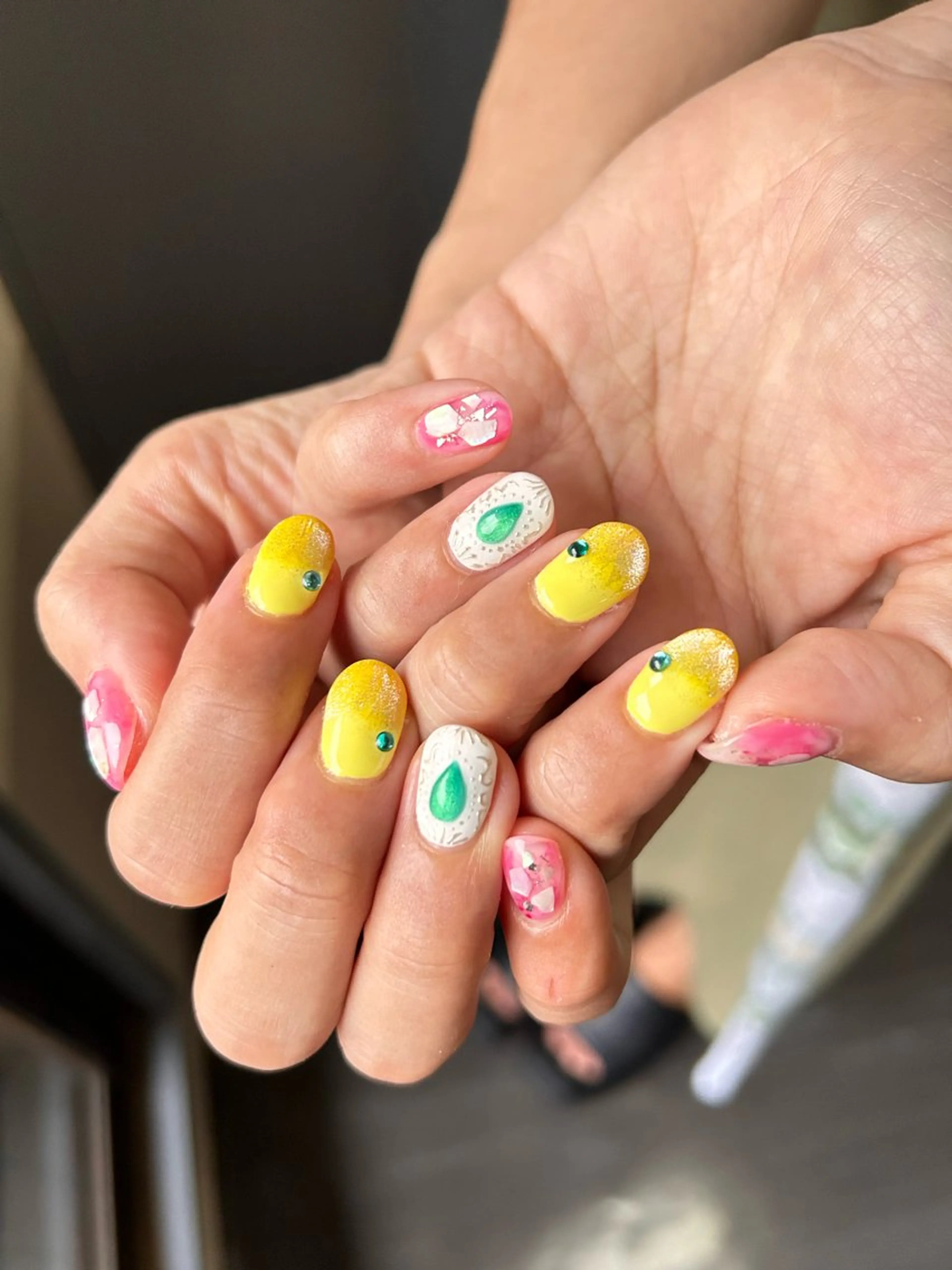 ネイル ハンドネイル フットネイル ✴︎ Delightのネイルデザイン