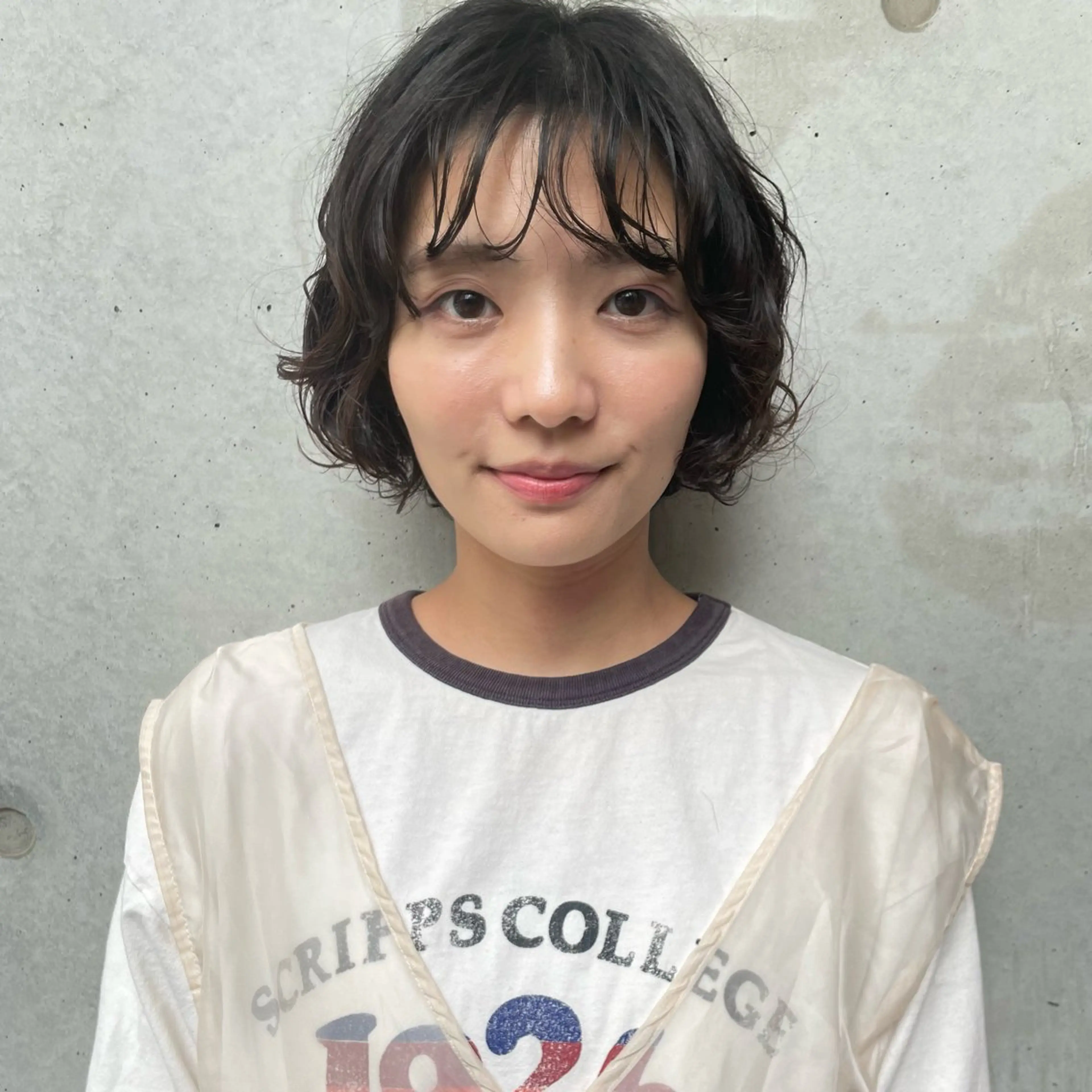 ショート パーマ ホリケ アオイのヘアスタイル