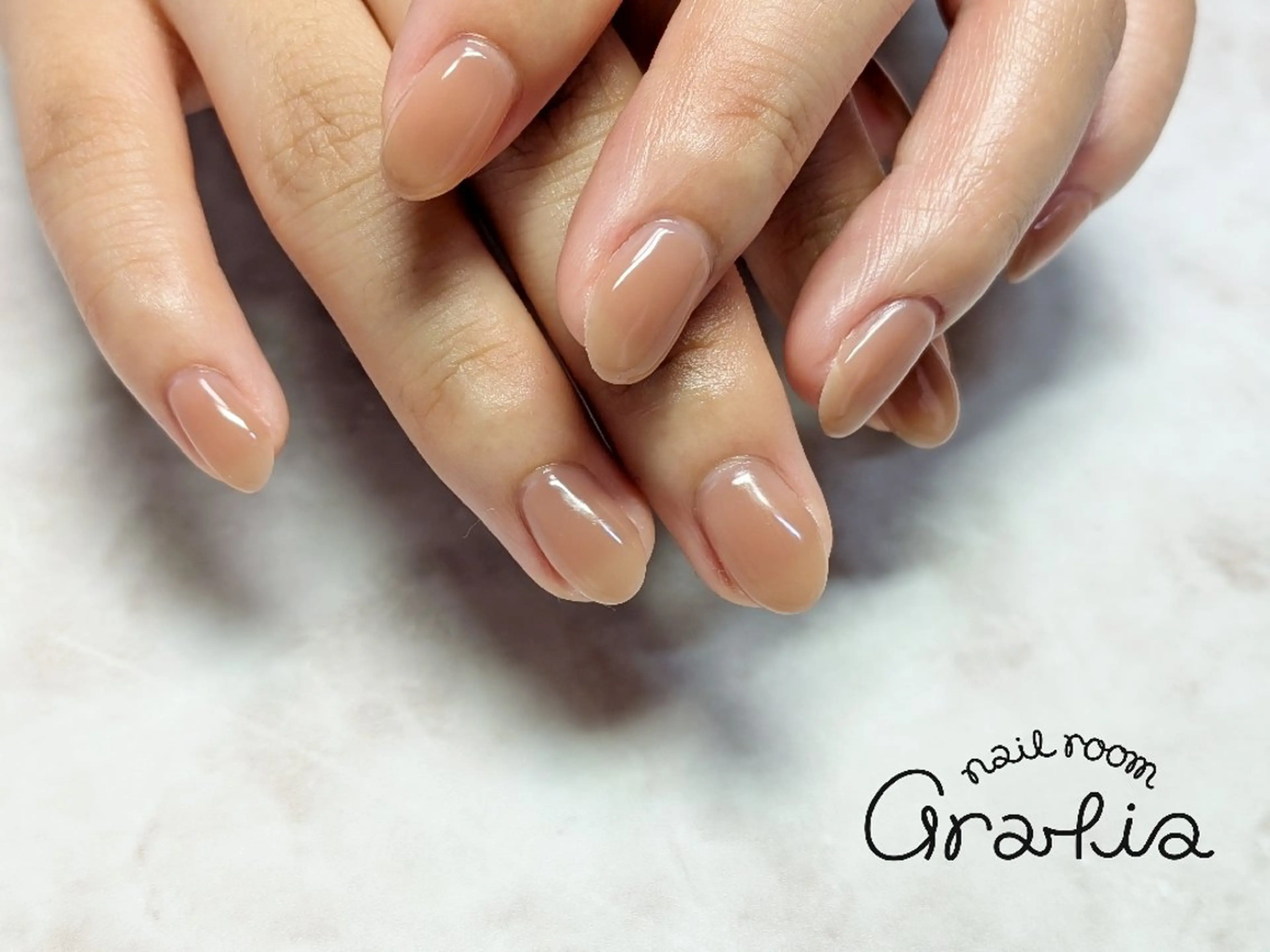 ネイル ジェルネイル gratia 中村のネイルデザイン