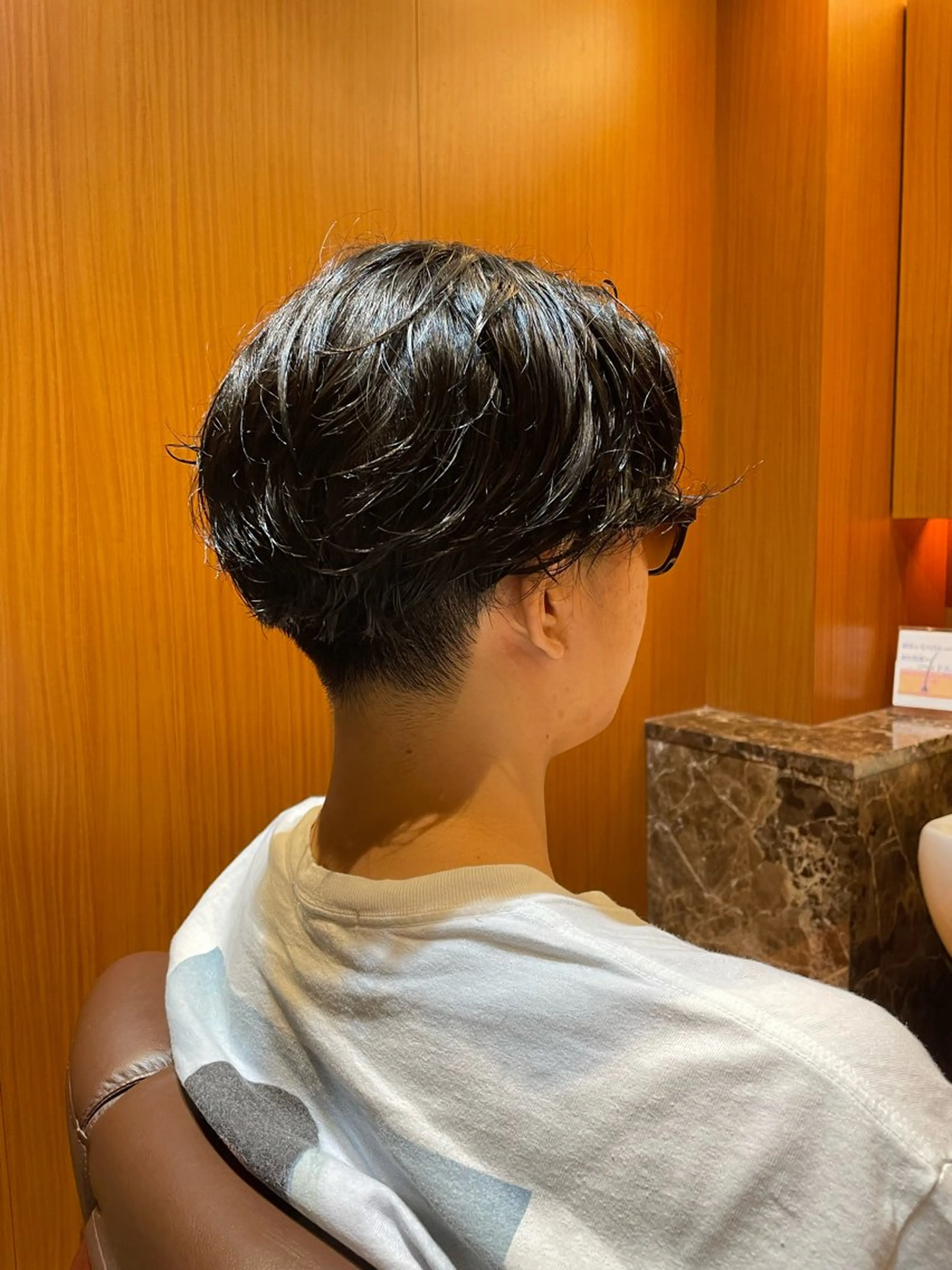 カット パーマ シマサキ シイナのヘアスタイル