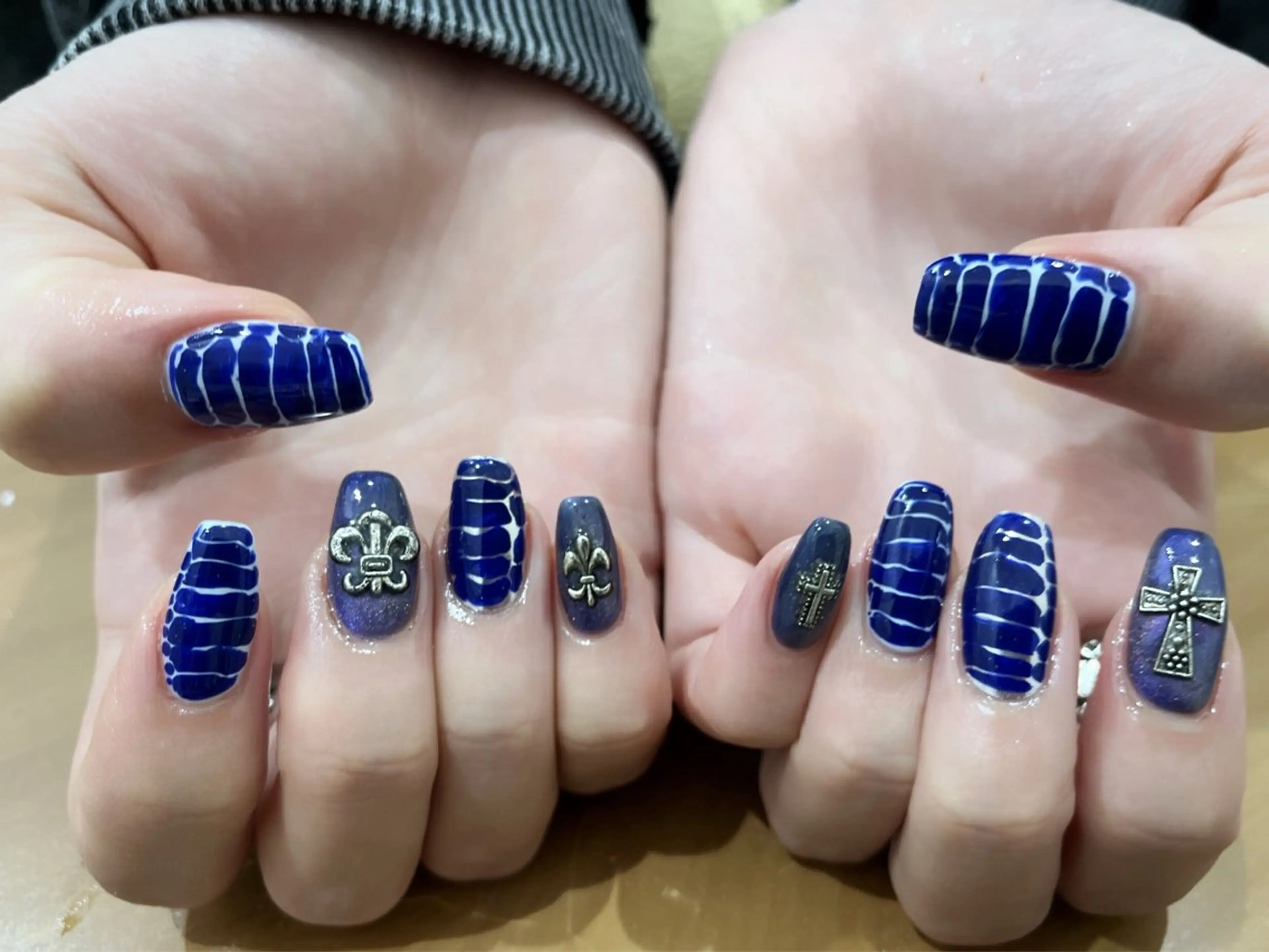 ネイル 持ち込み ハンドネイル 中川 愛理のネイルデザイン