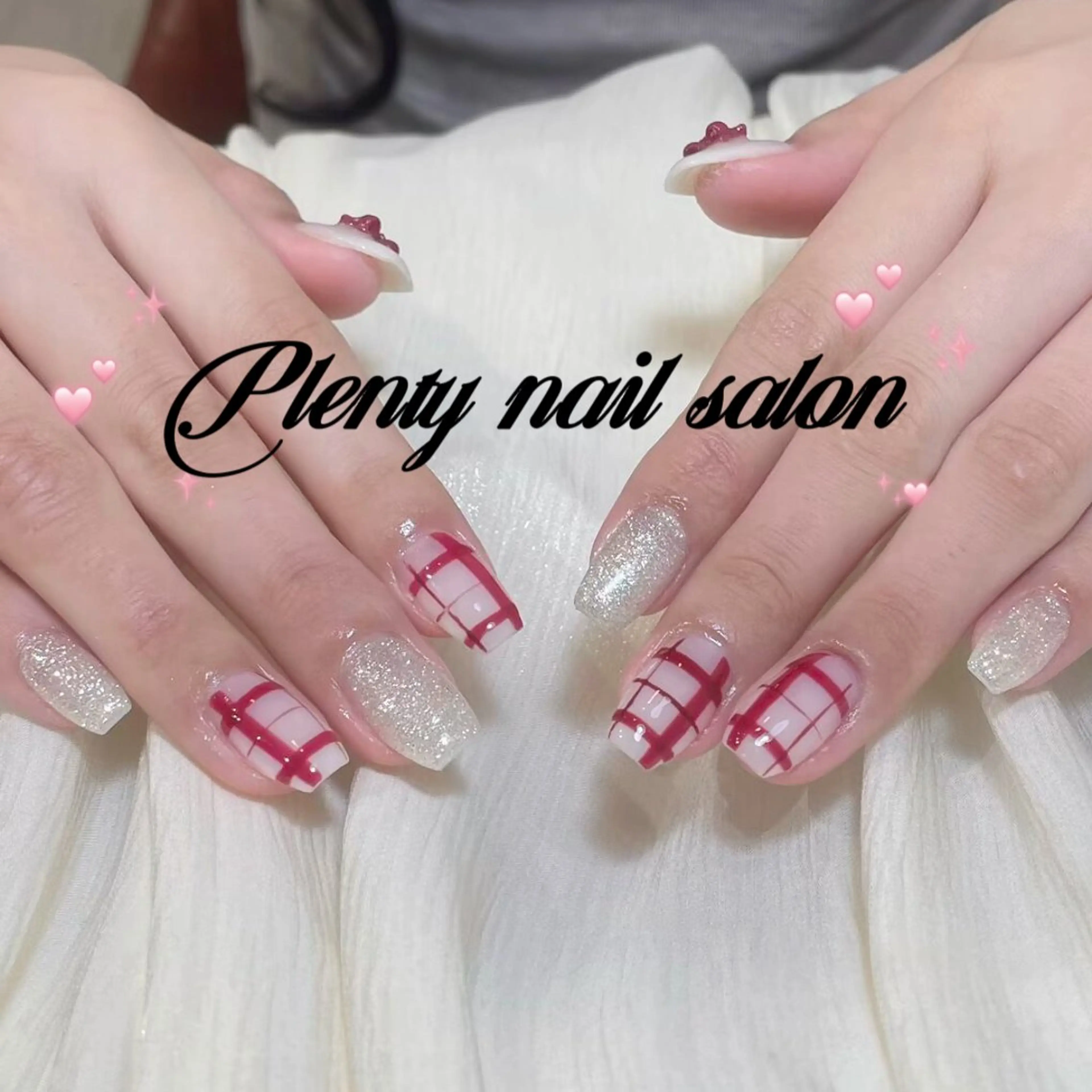 ネイル アートネイル オーロラネイル キラキラネイル 韓国ネイル マグネットネイル ハンドネイル ハンドケア Plenty 💞のネイルデザイン