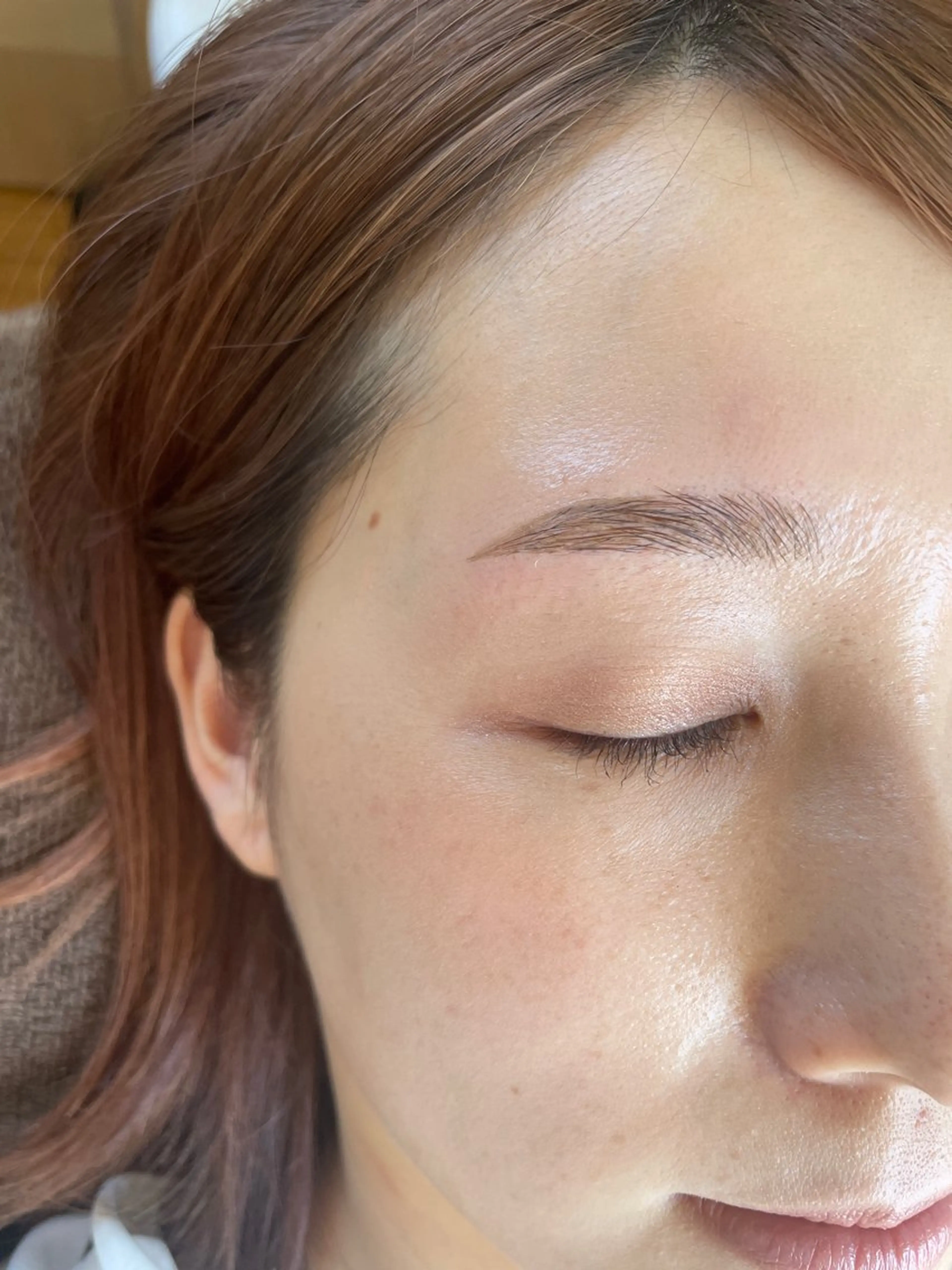 眉周りのWax脱毛の写真
