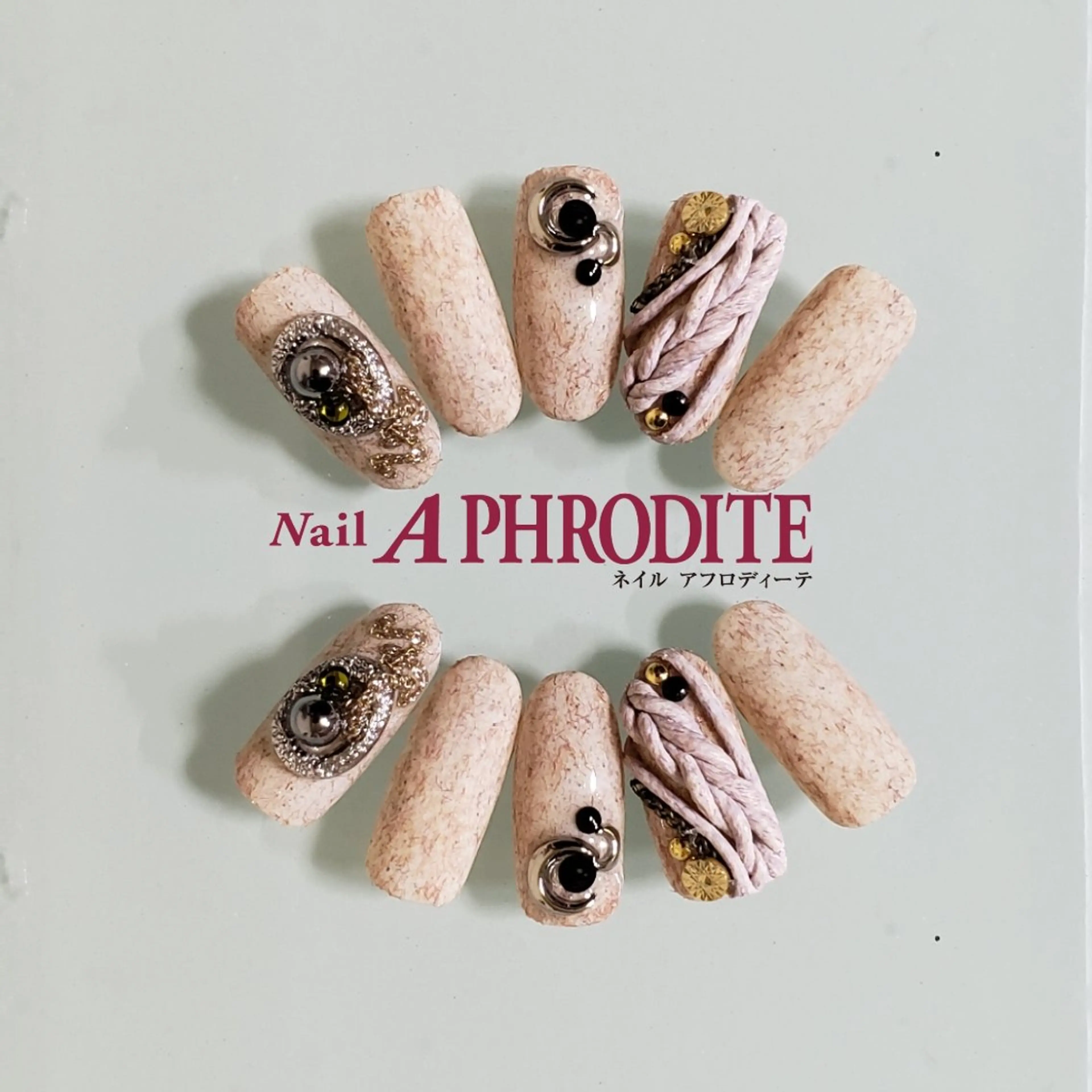 ネイル ジェルネイル ニュアンスネイル スカルプネイル ソフトジェル ネイルチップ Nail Aphroditeのネイルデザイン
