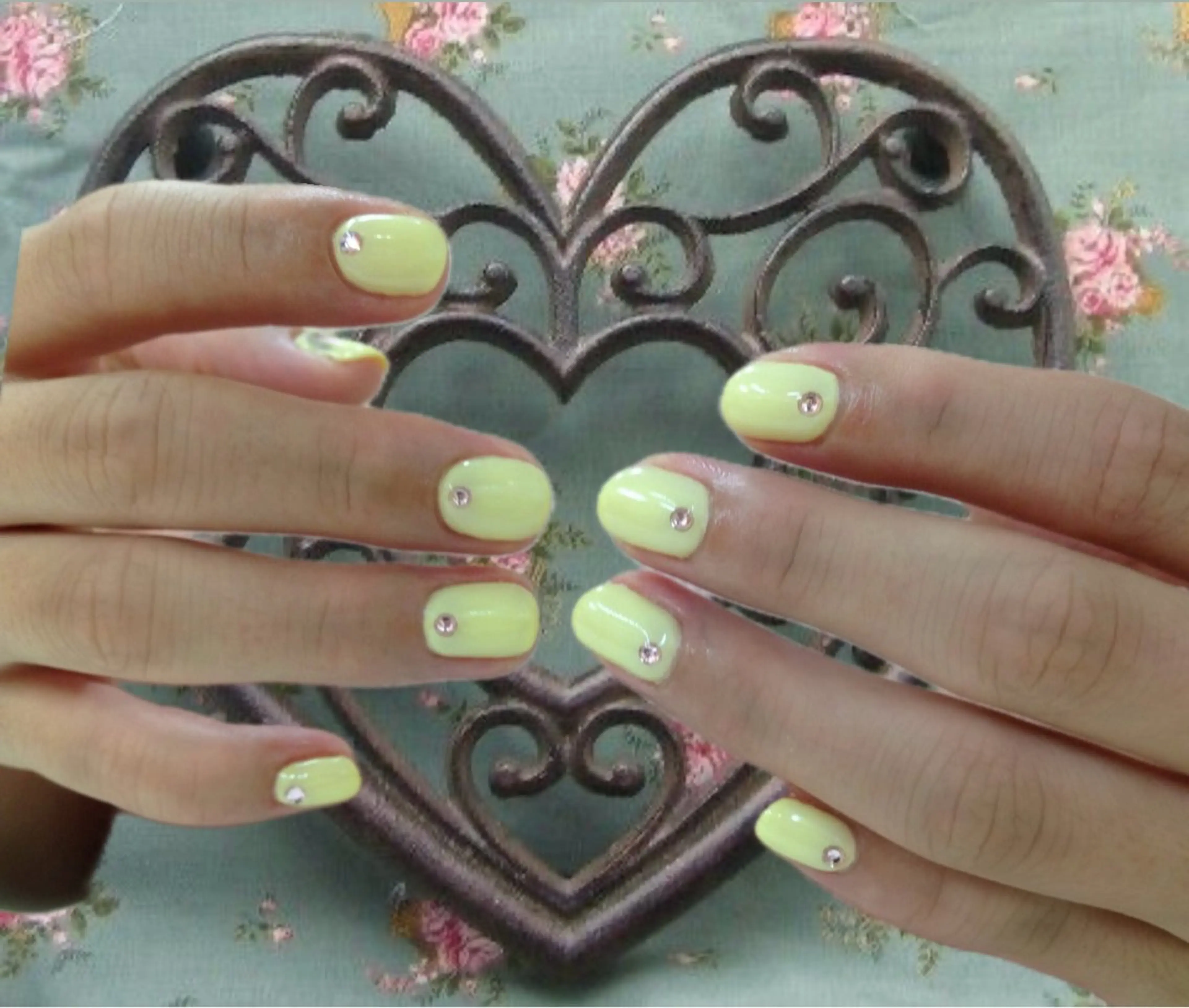 ネイル ニコネイル 中野店所属・ニコネイル MAAYAのネイルデザイン