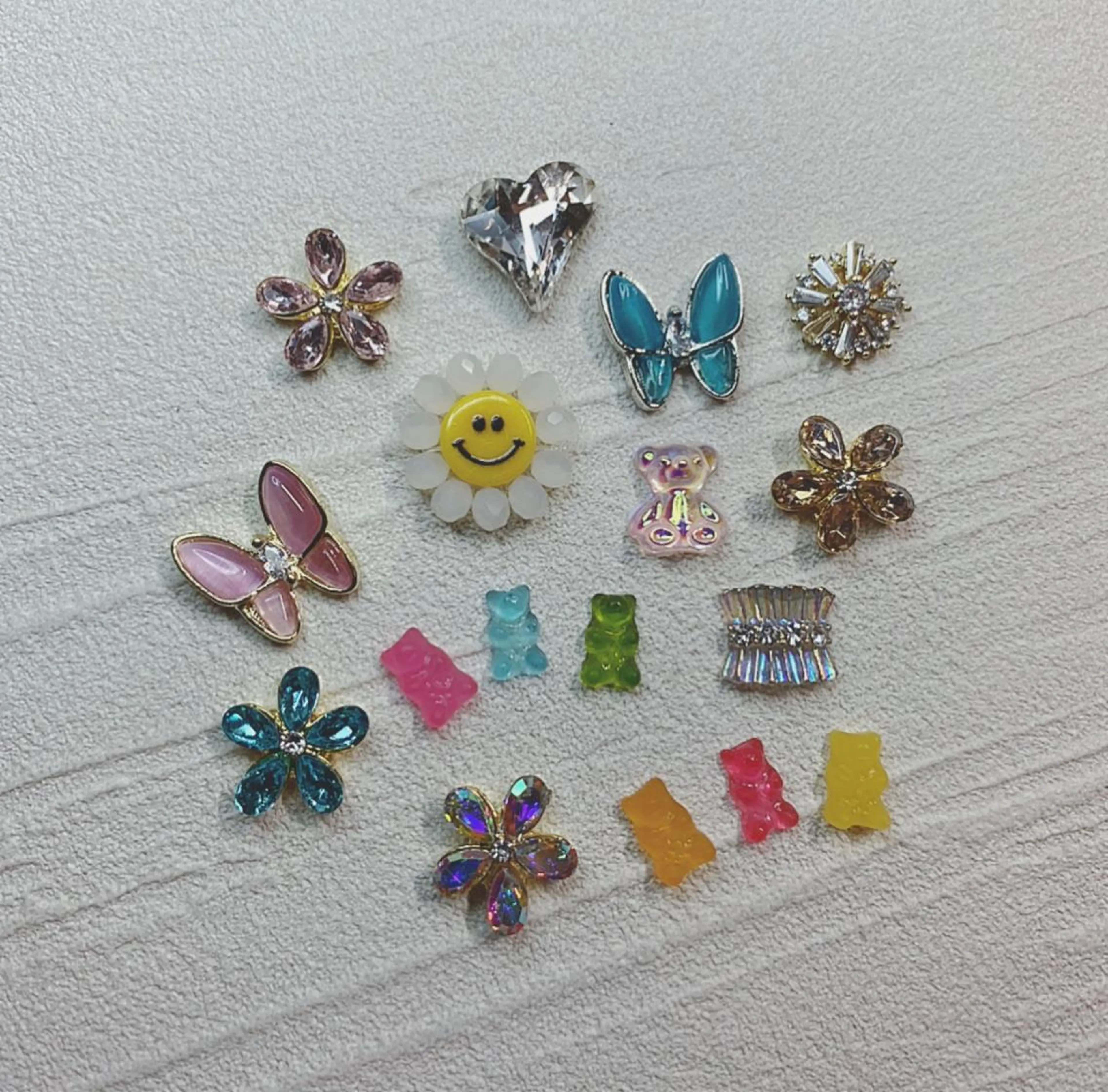 ネイル 𝑺 𝒏𝒂𝒊𝒍✳︎のネイルデザイン