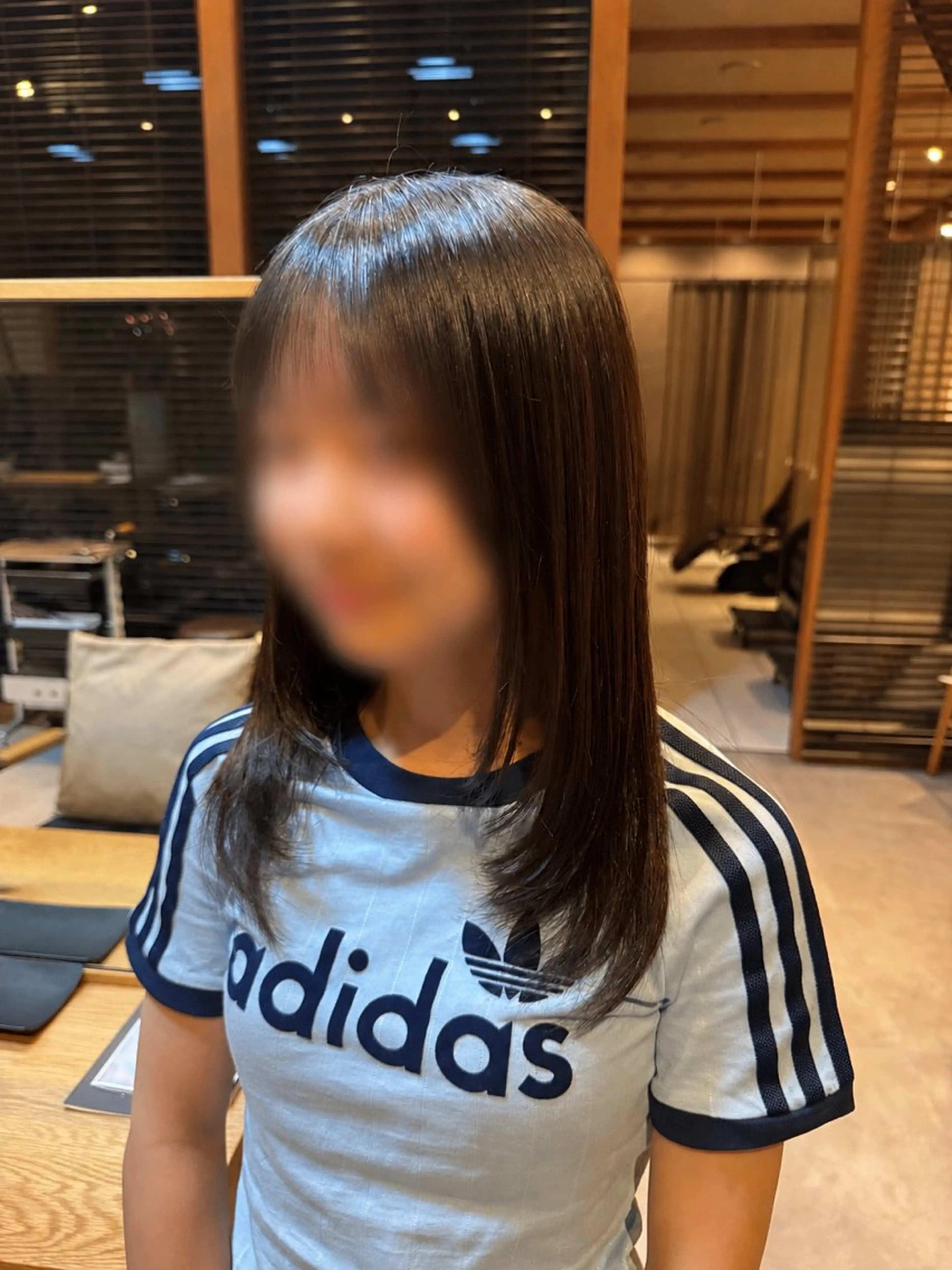 セミロング レイヤーカット 玉井 楓果のヘアスタイル
