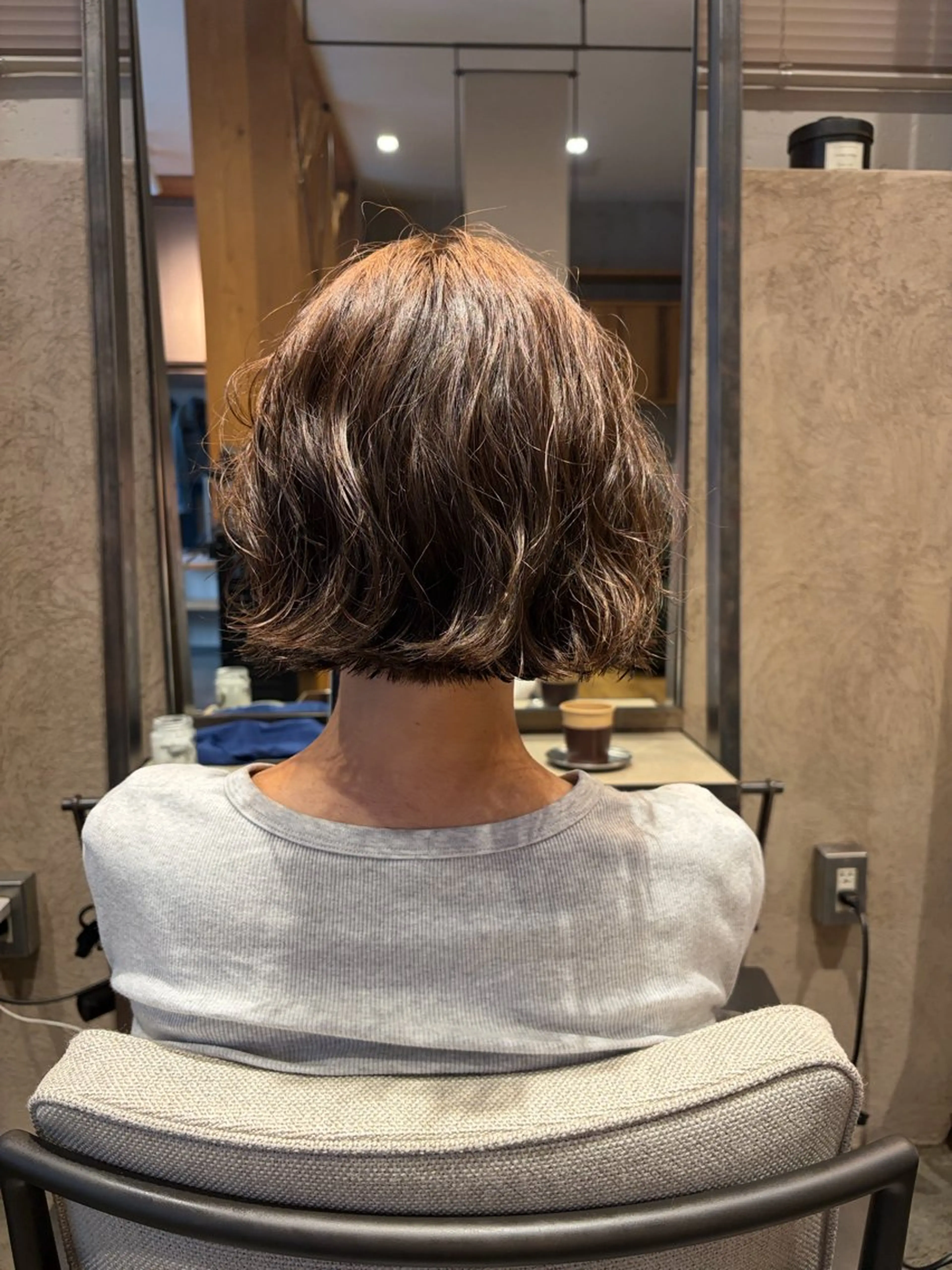 ショート ボブ カット パーマ レイヤーカット NERO加藤木麻彩のヘアスタイル