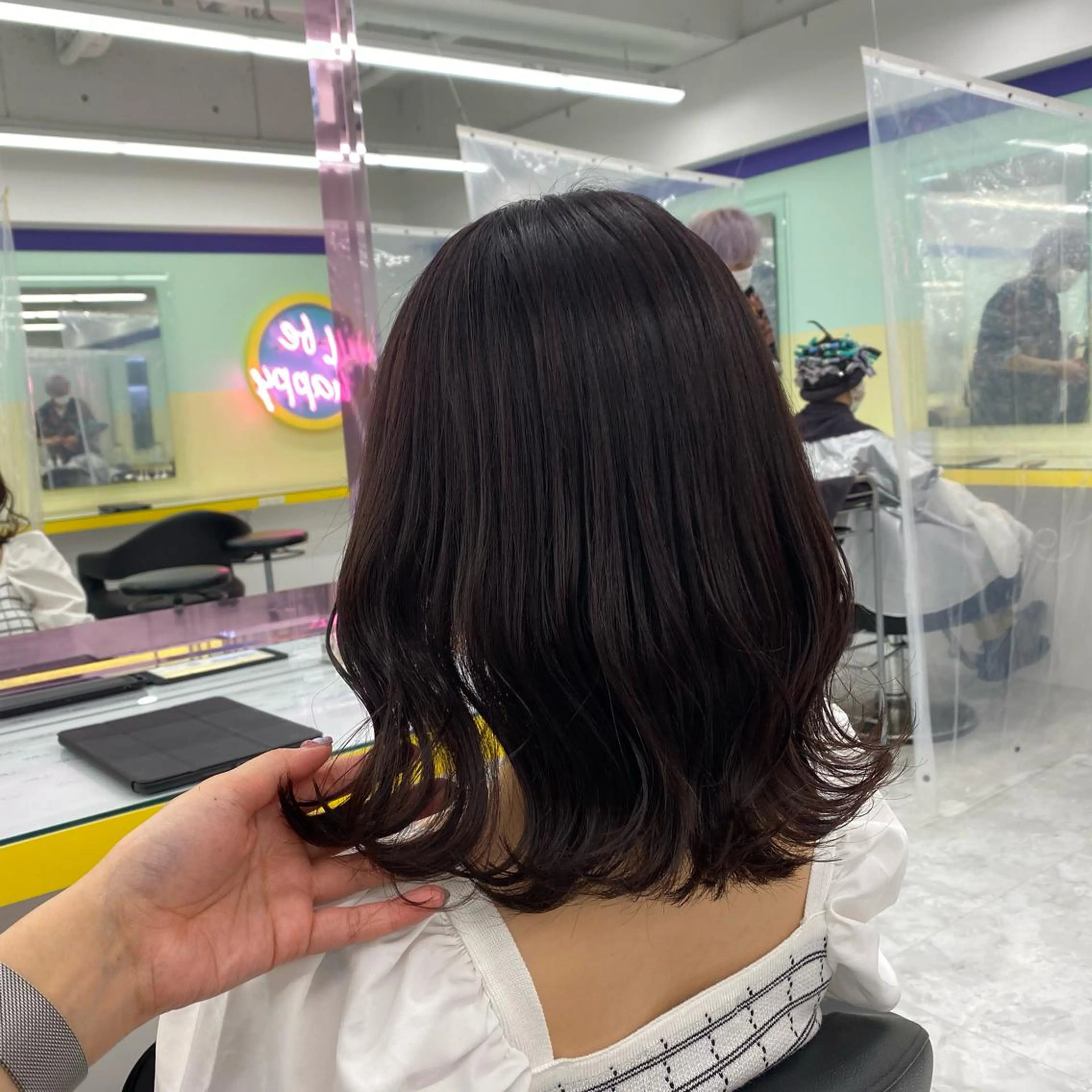 セミロング カラー ヘアアレンジ カット ヘアカラー mai🍑暖色カラー /レイヤー💖のヘアスタイル