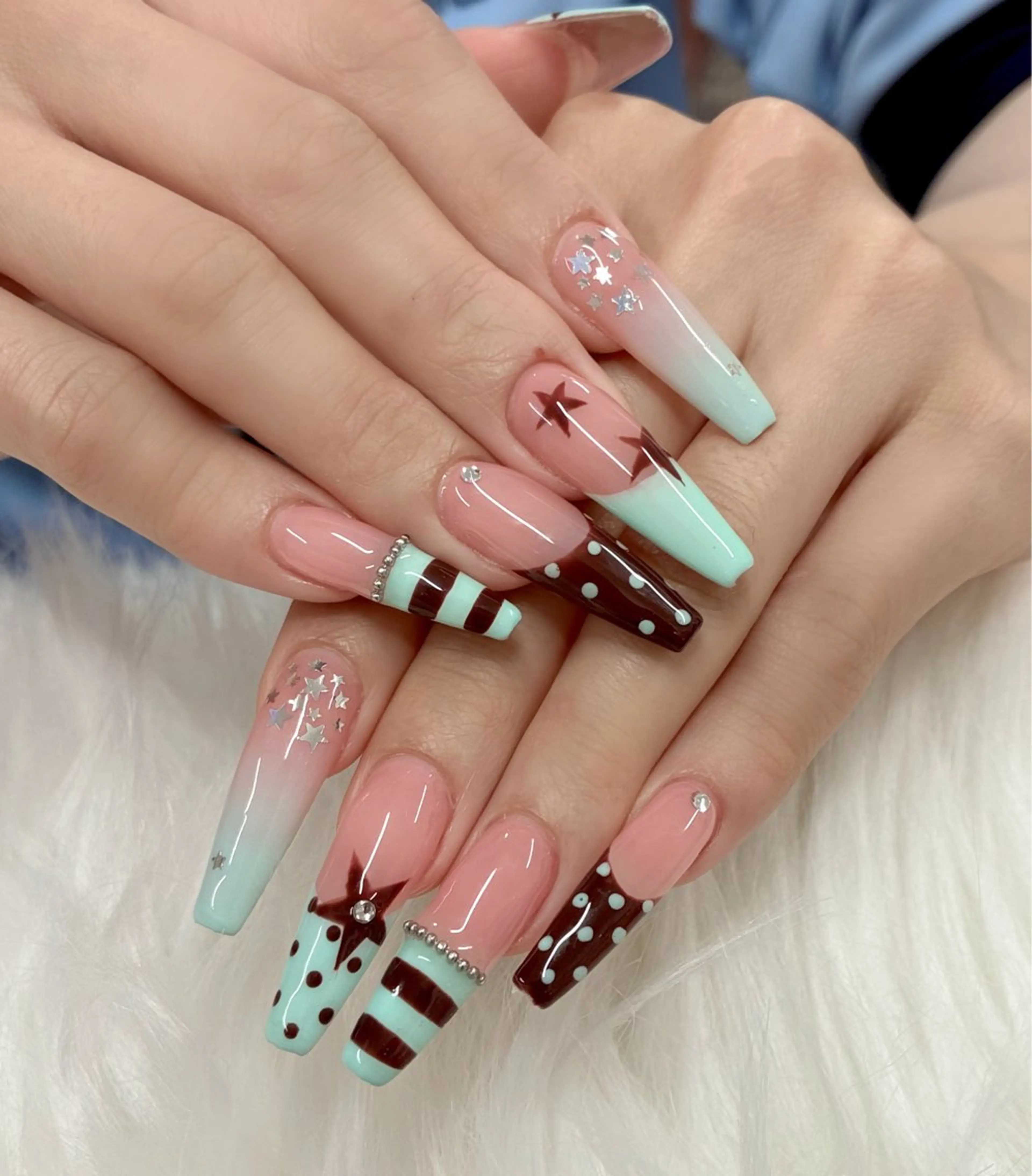 ネイル ハンドネイル ハンドケア DuLi Blinkのネイルデザイン