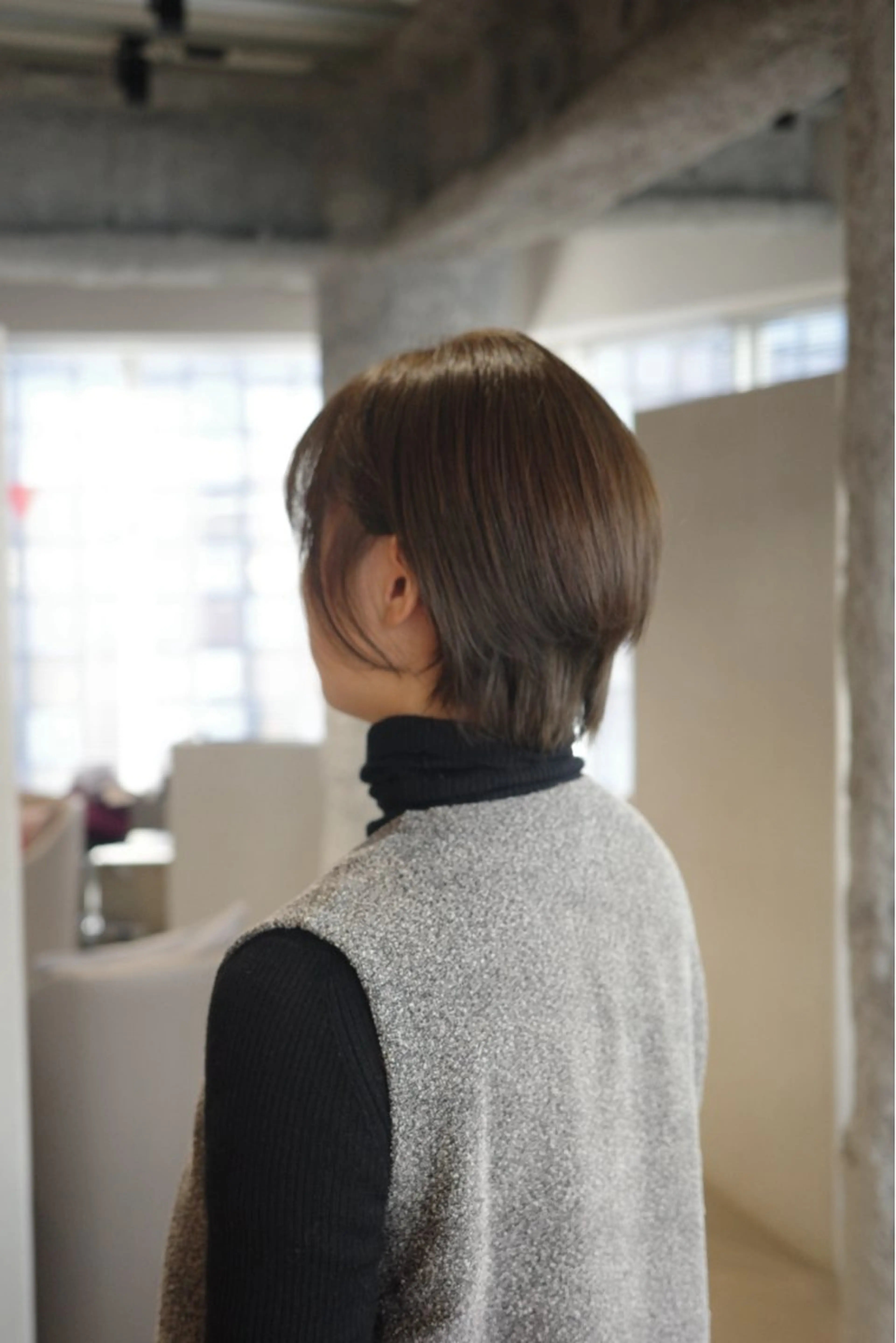 カラー 髙子 理央のヘアスタイル