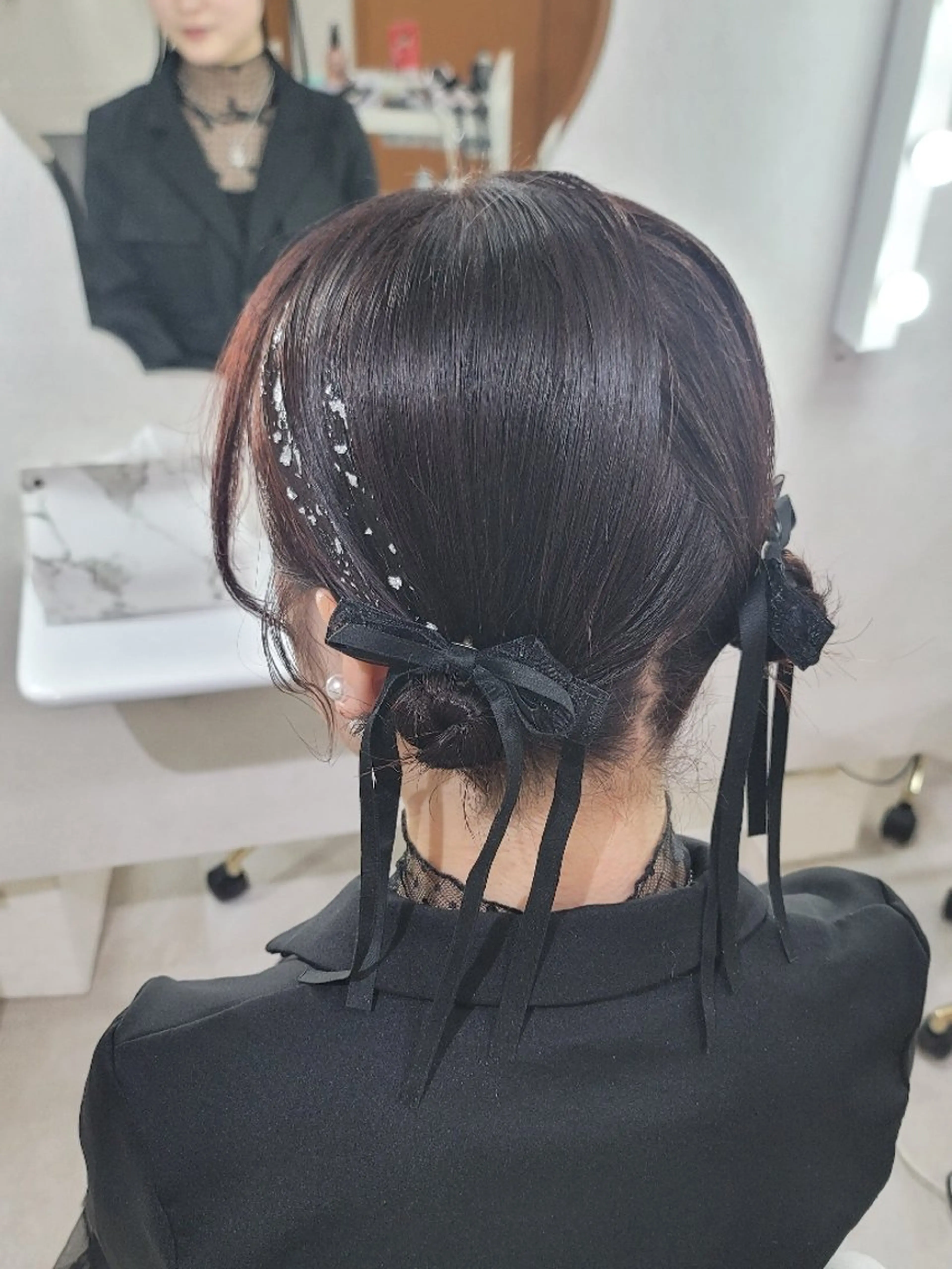 ミディアム ヘアアレンジ お団子ヘア ヘアセット 渥美 寿美翔のヘアスタイル