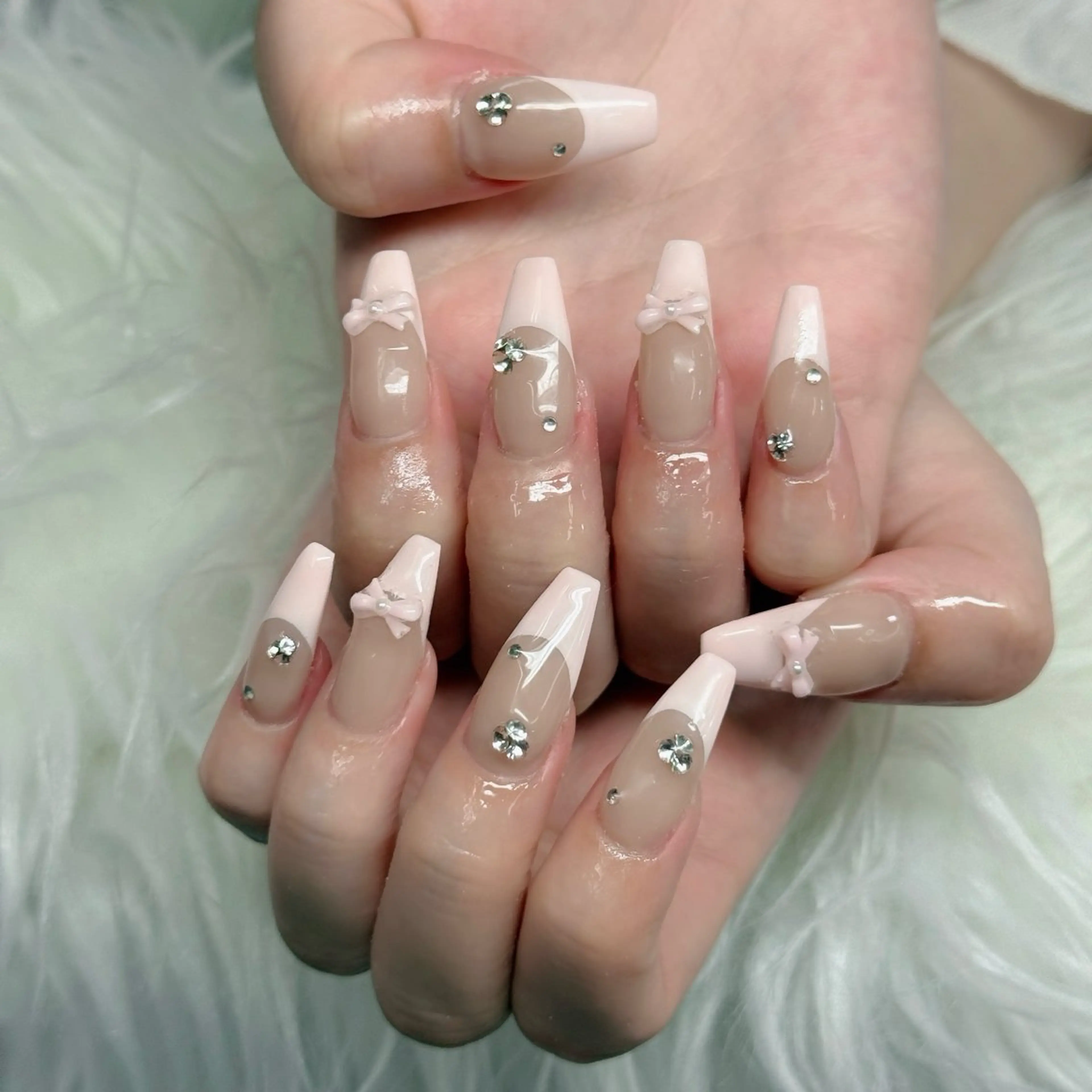 ネイル フットネイル フレンチネイル グラデーション 韓国ネイル ロングネイル ハンドネイル Hani Nail Salonのネイルデザイン
