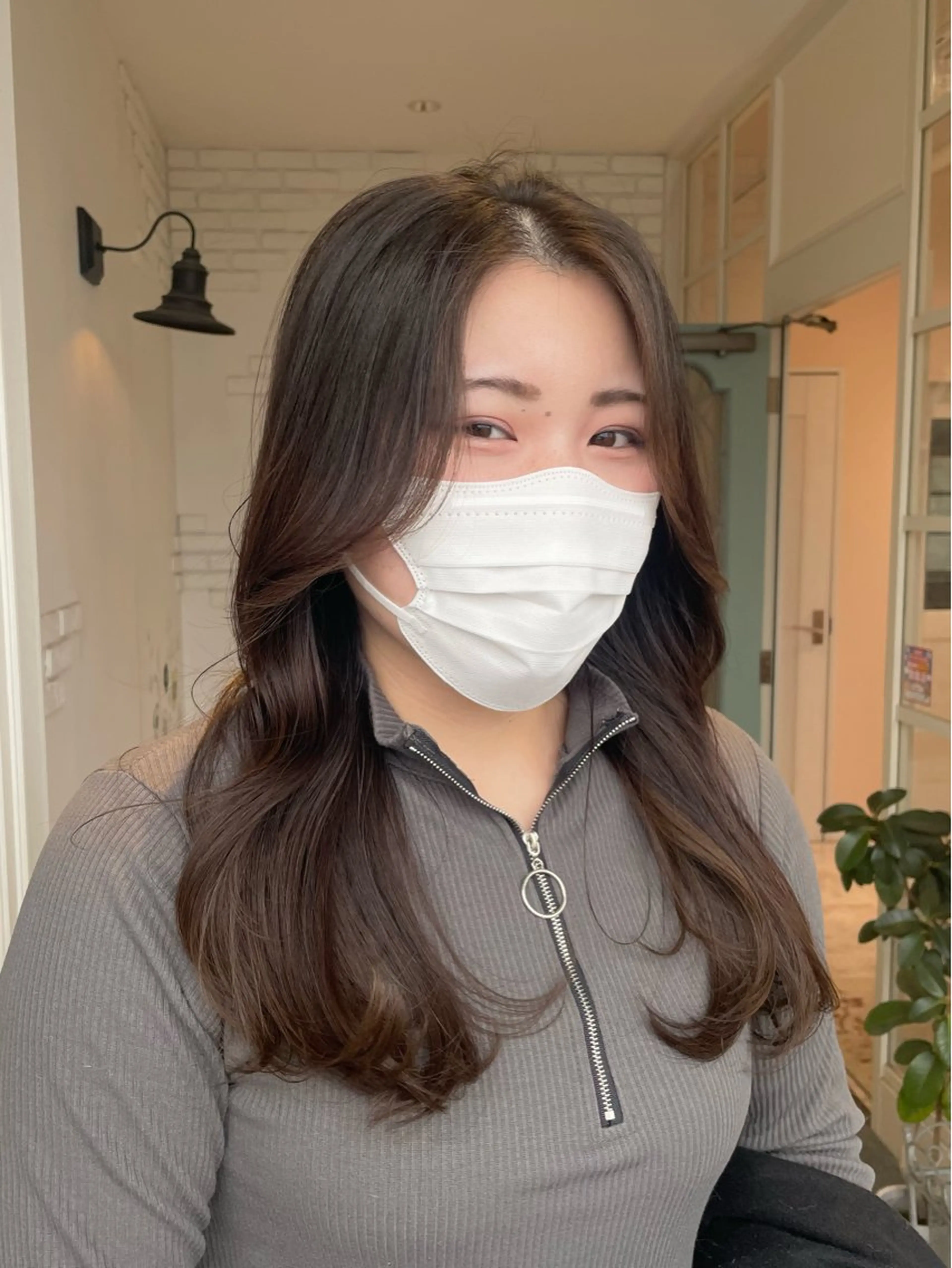 セミロング 韓国風ヘア レイヤーカット 推しｶﾗｰ/韓国/ ﾋﾟﾝｸ/Renonのヘアスタイル