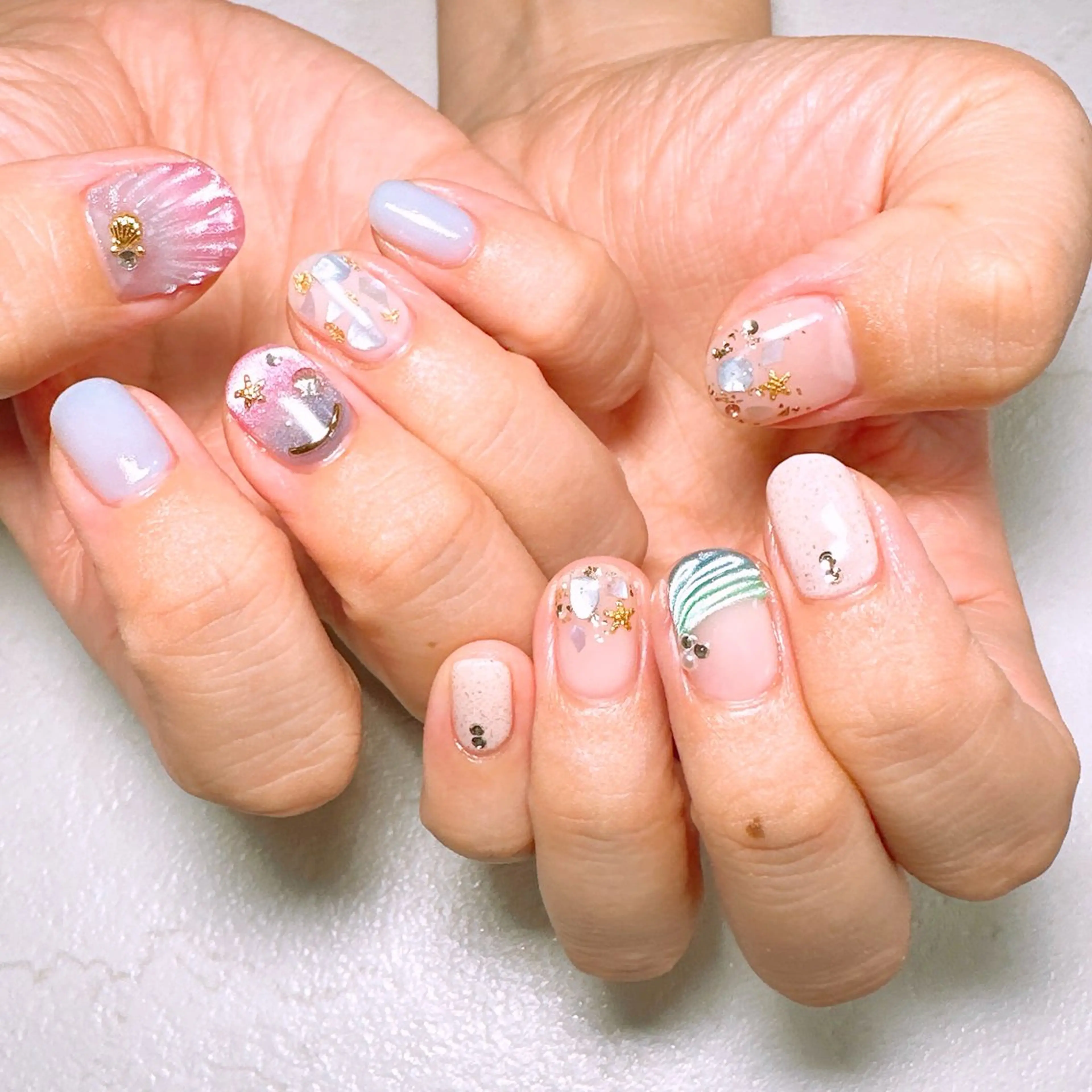 ネイル ハンドネイル Le'a kasumiのネイルデザイン