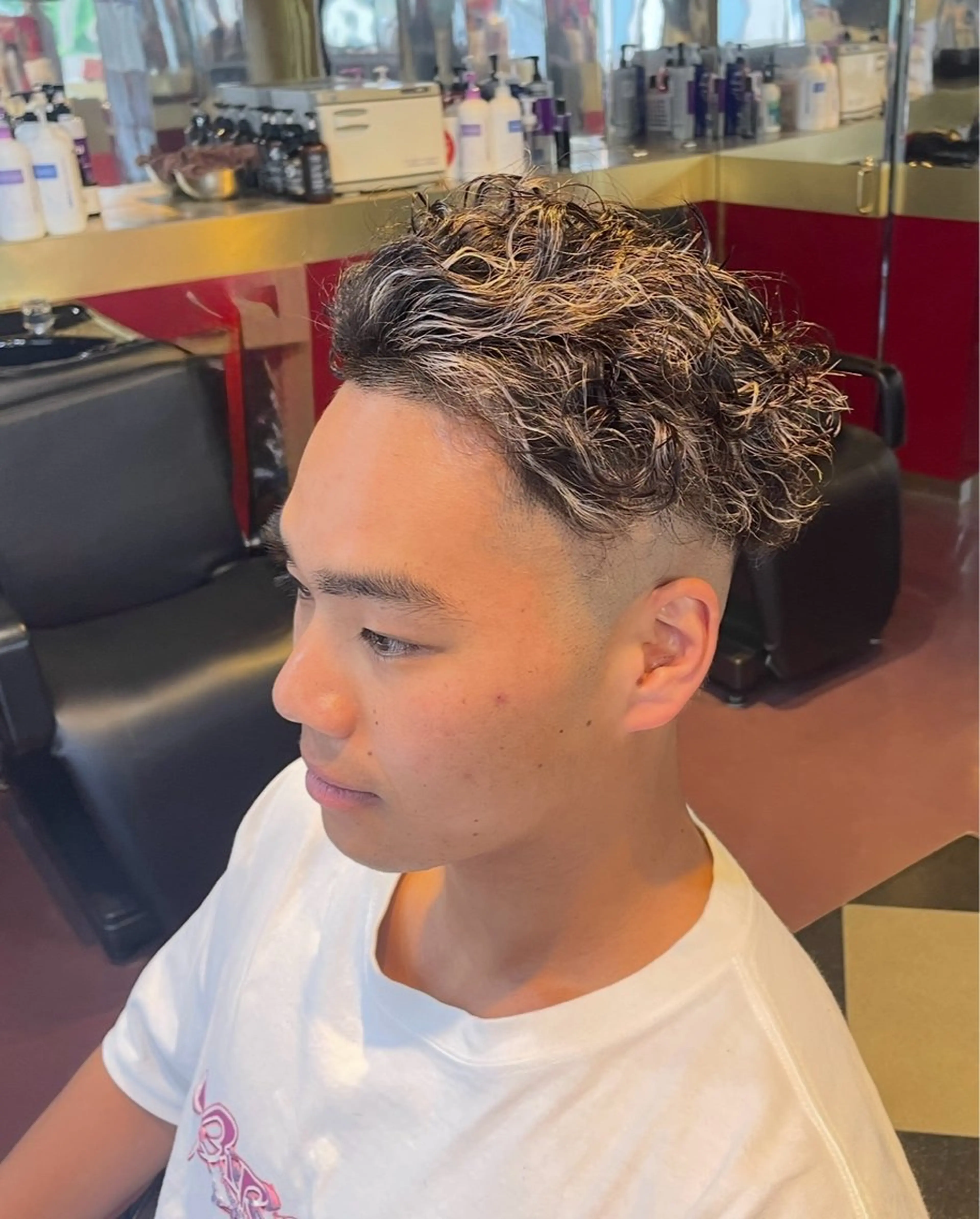 パーマ メンズ メンズハイライト メンズパーマ 👑派手髪/カット 👑ANRYのヘアスタイル