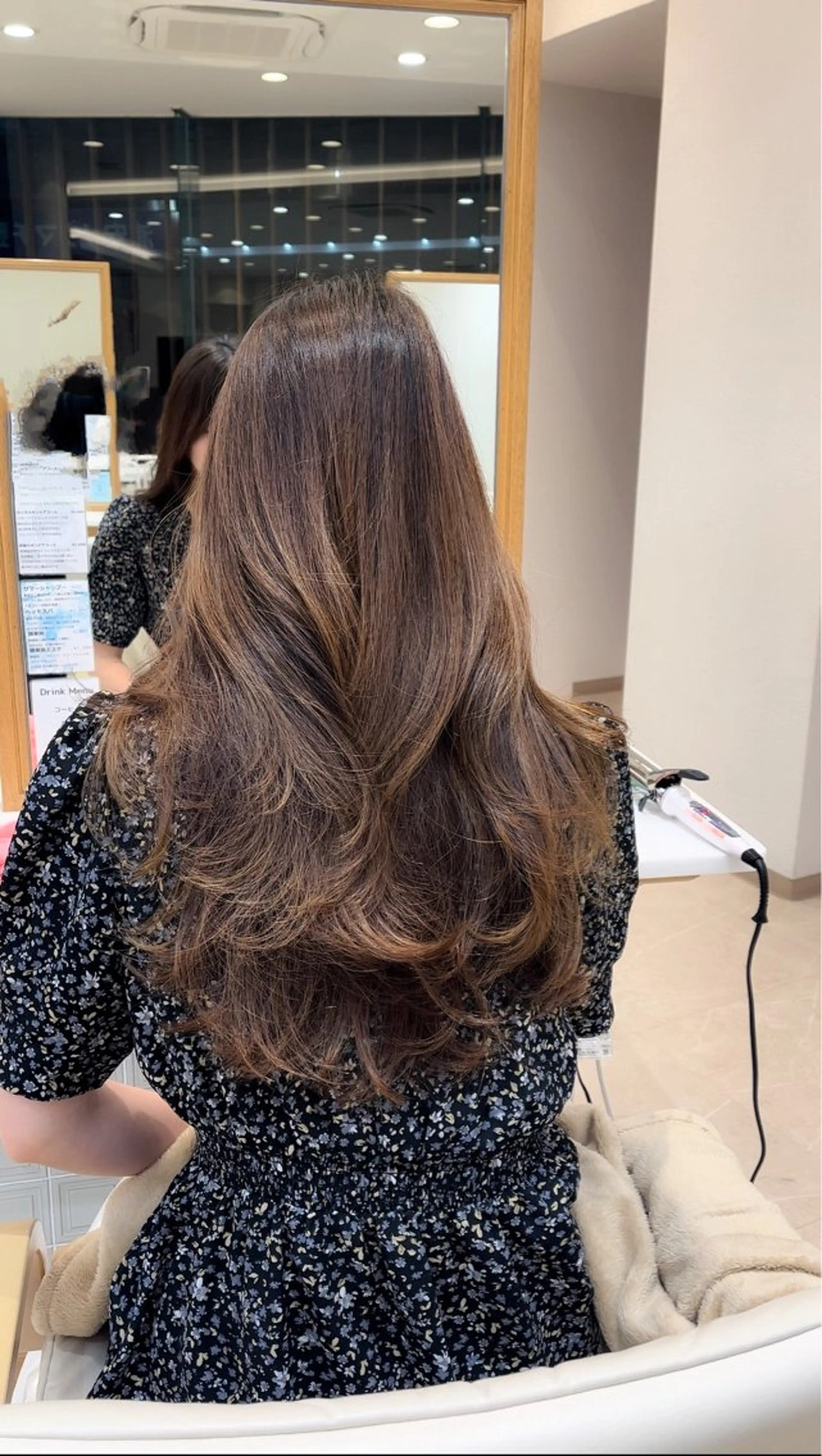 セミロング カラー レイヤーカット カット ヘアカラー トリートメント ミタニ/髪質改善 /レイヤーカットのヘアスタイル