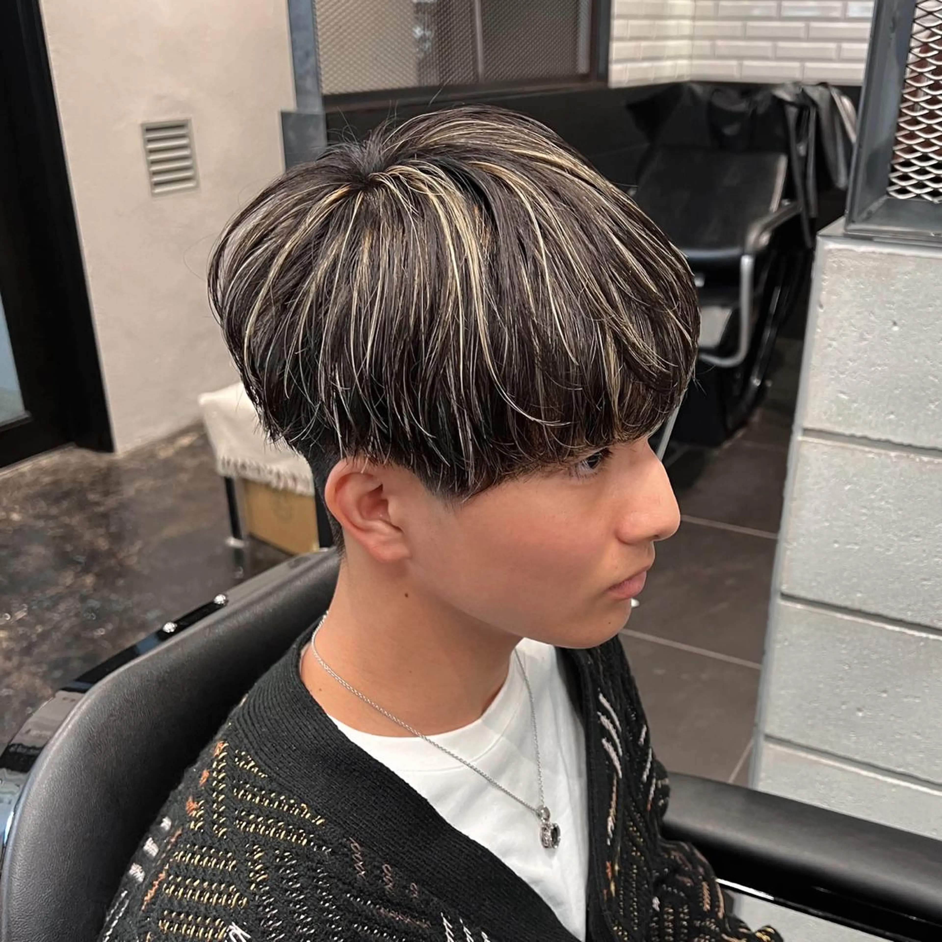 メンズ メンズハイライト マッシュ カット ヘアカラー トリートメント メンズ特化/パーマ/ メッシュ/竜成のヘアスタイル