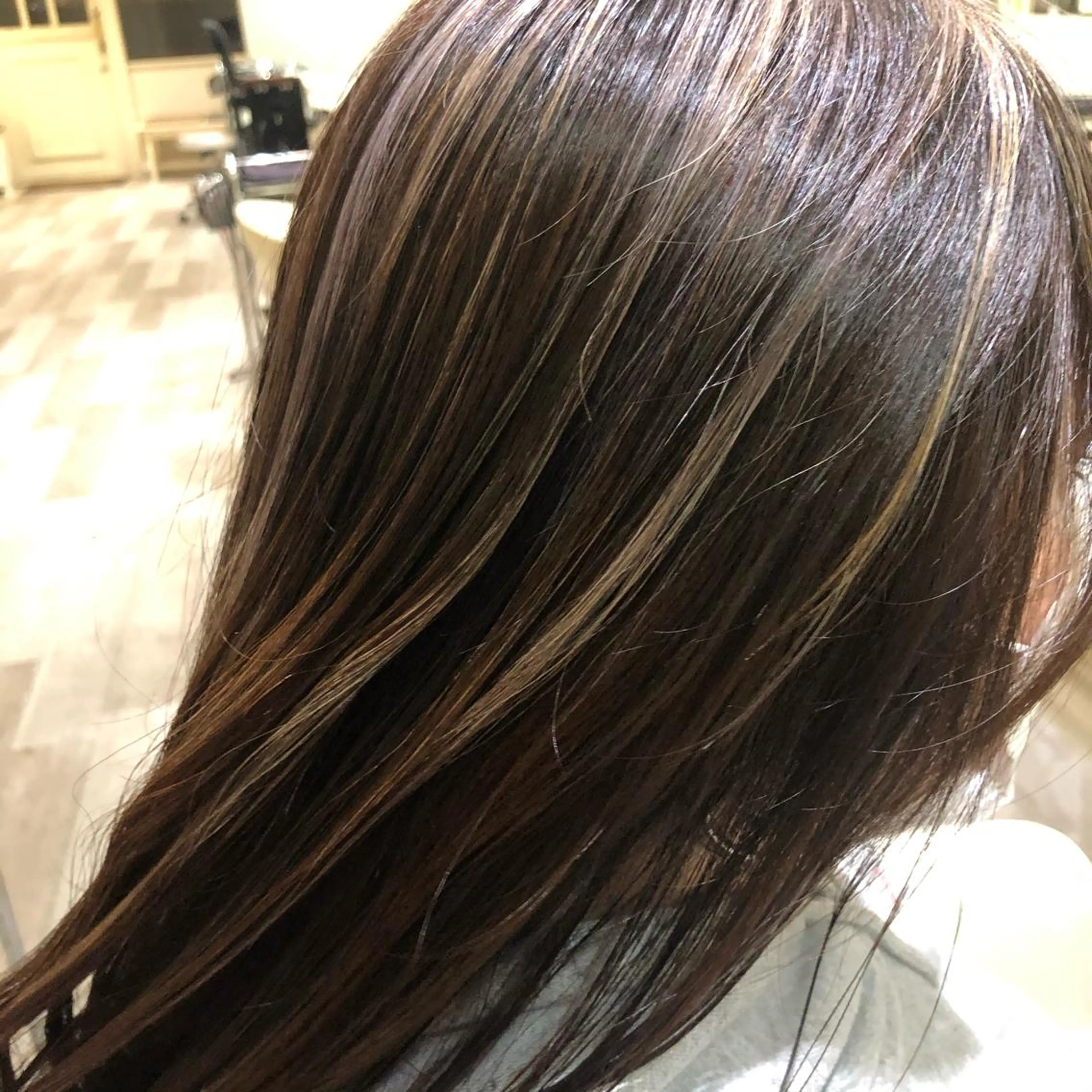 セミロング カラー ハイライトカラー ハイライト カラー職人 なかもと たつひろのヘアスタイル