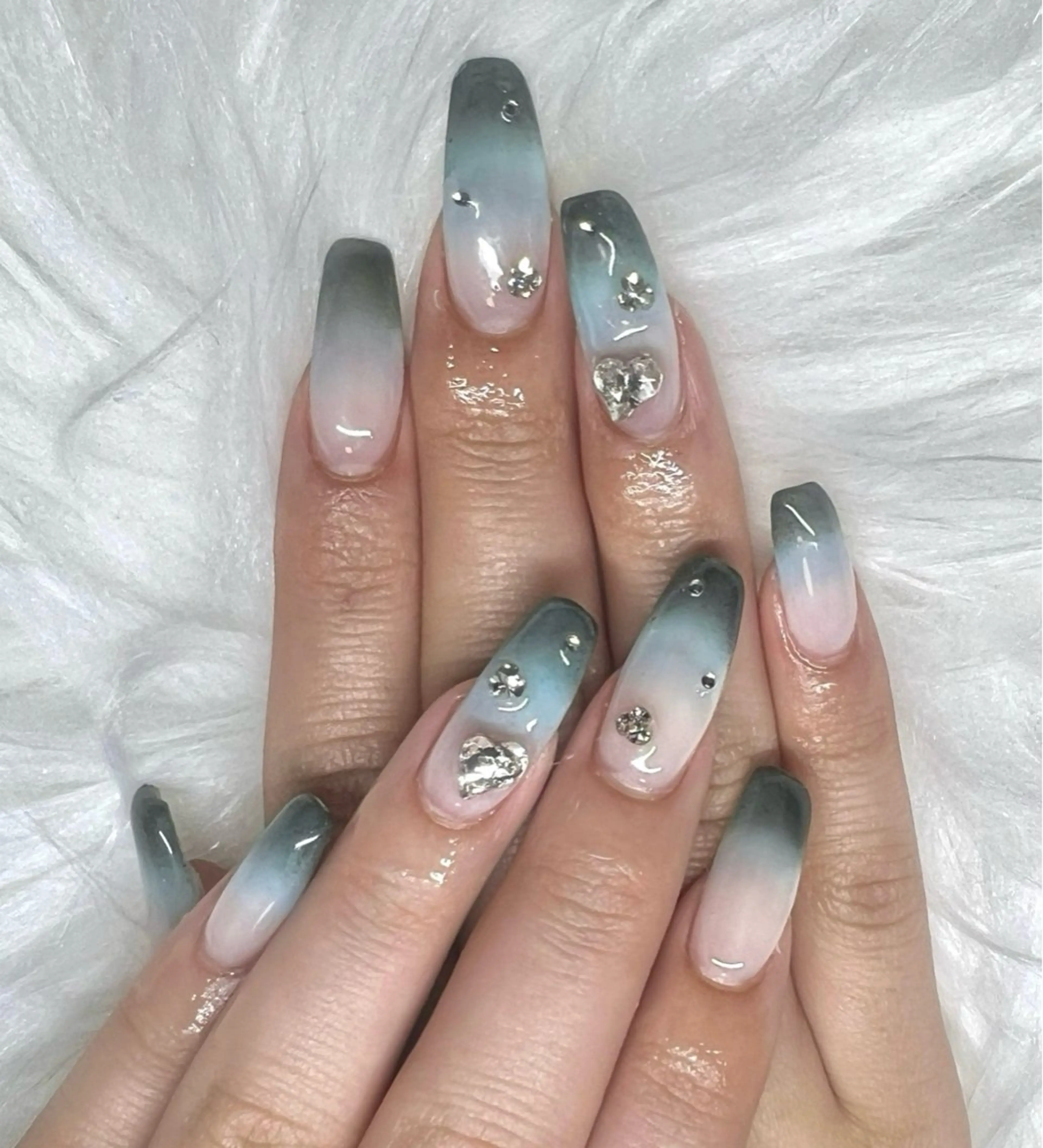 ネイル ブルー ハンドネイル CHARME 🤎〔RINA〕のネイルデザイン