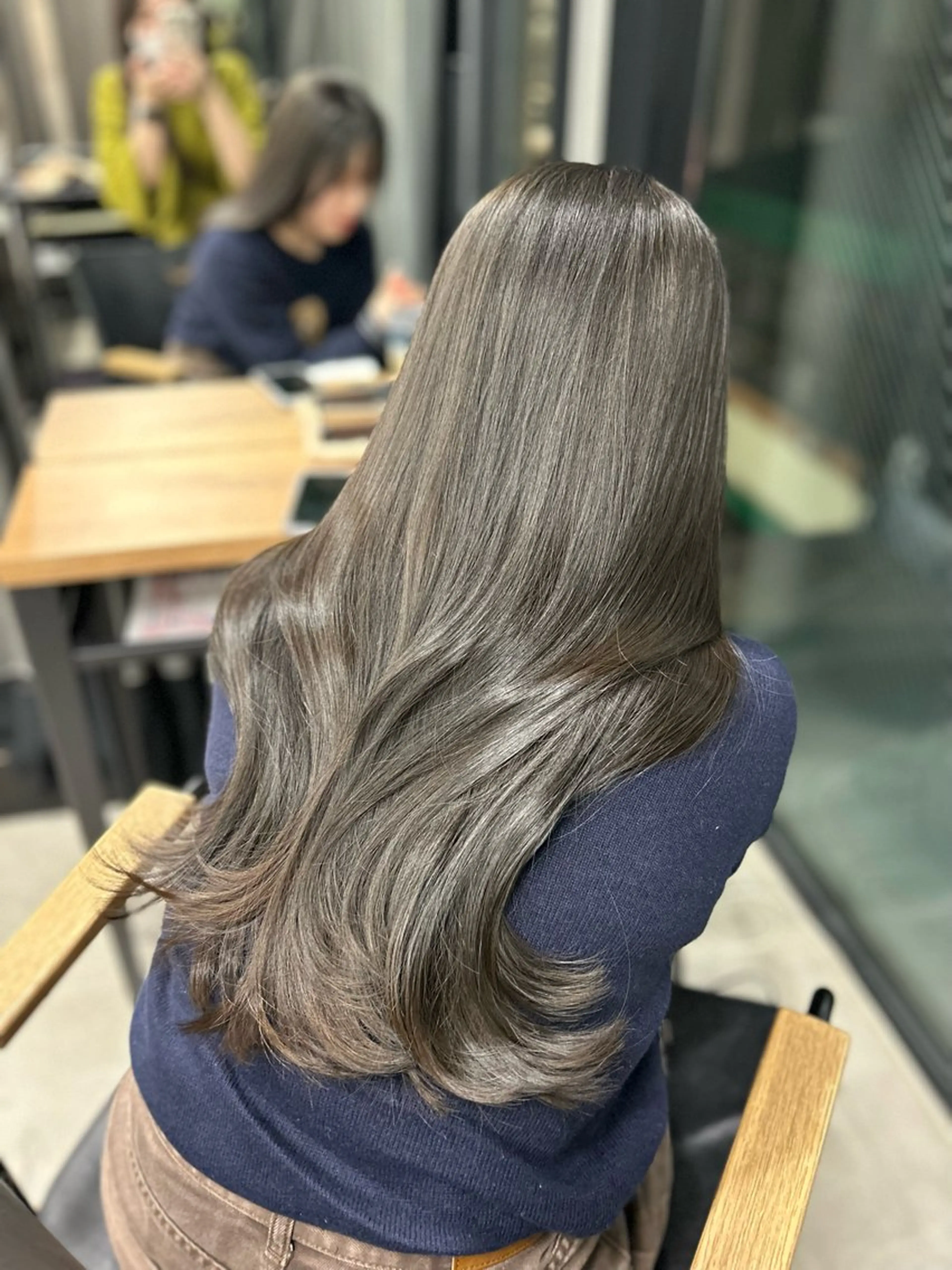 ロング 女性らしいモテヘア 韓国ヘアhikariのヘアスタイル