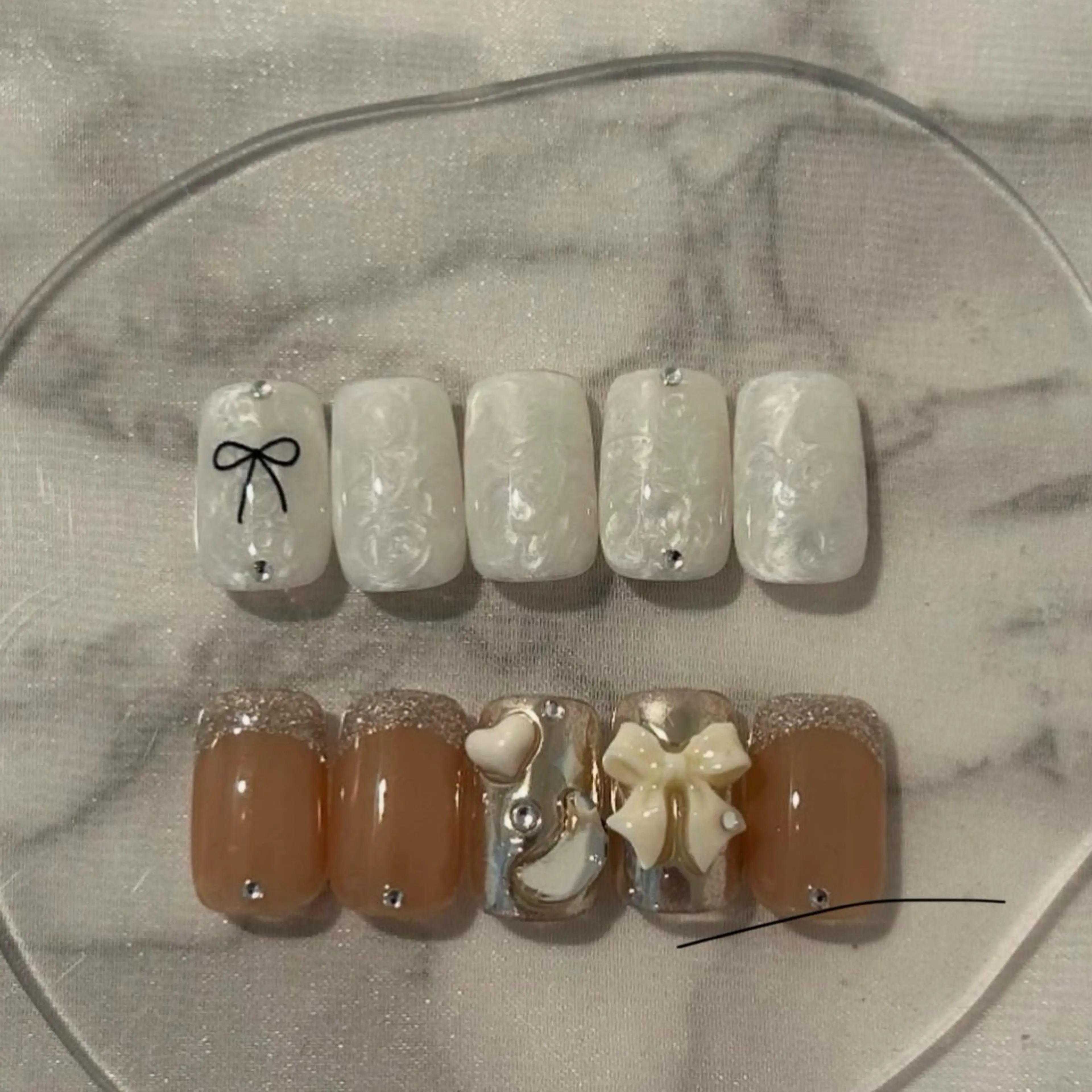 ネイル ブラウン カジュアル フレンチネイル ガーリー ハート ハンドネイル ハンドケア lyly.nail所属・lylynail YUUKAのネイルデザイン