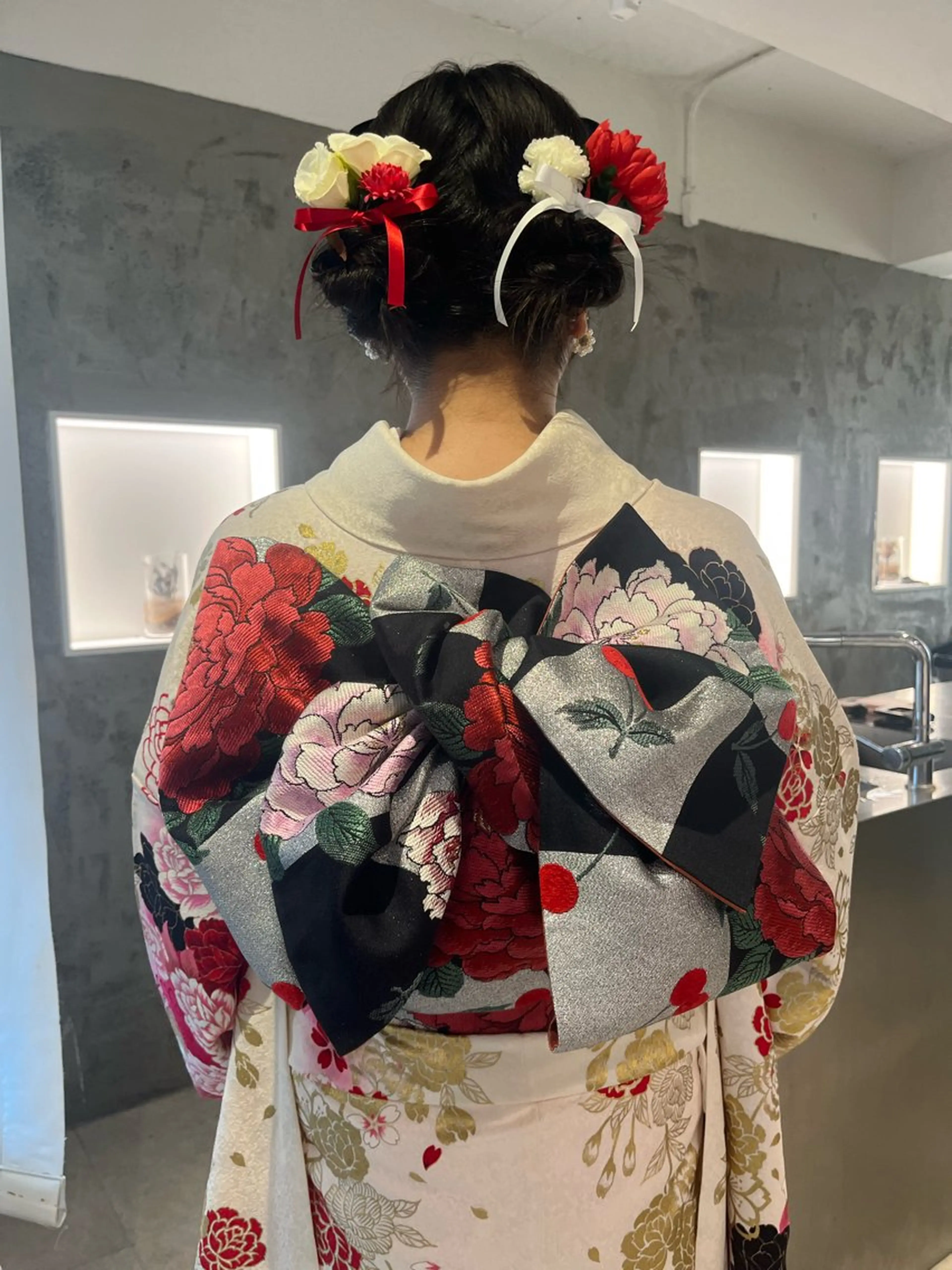 ⭐︎2027年1月11日（月）⭐︎【成人式】着付けのみ￥19800(早朝料金込み）事前カウンセリング有の写真