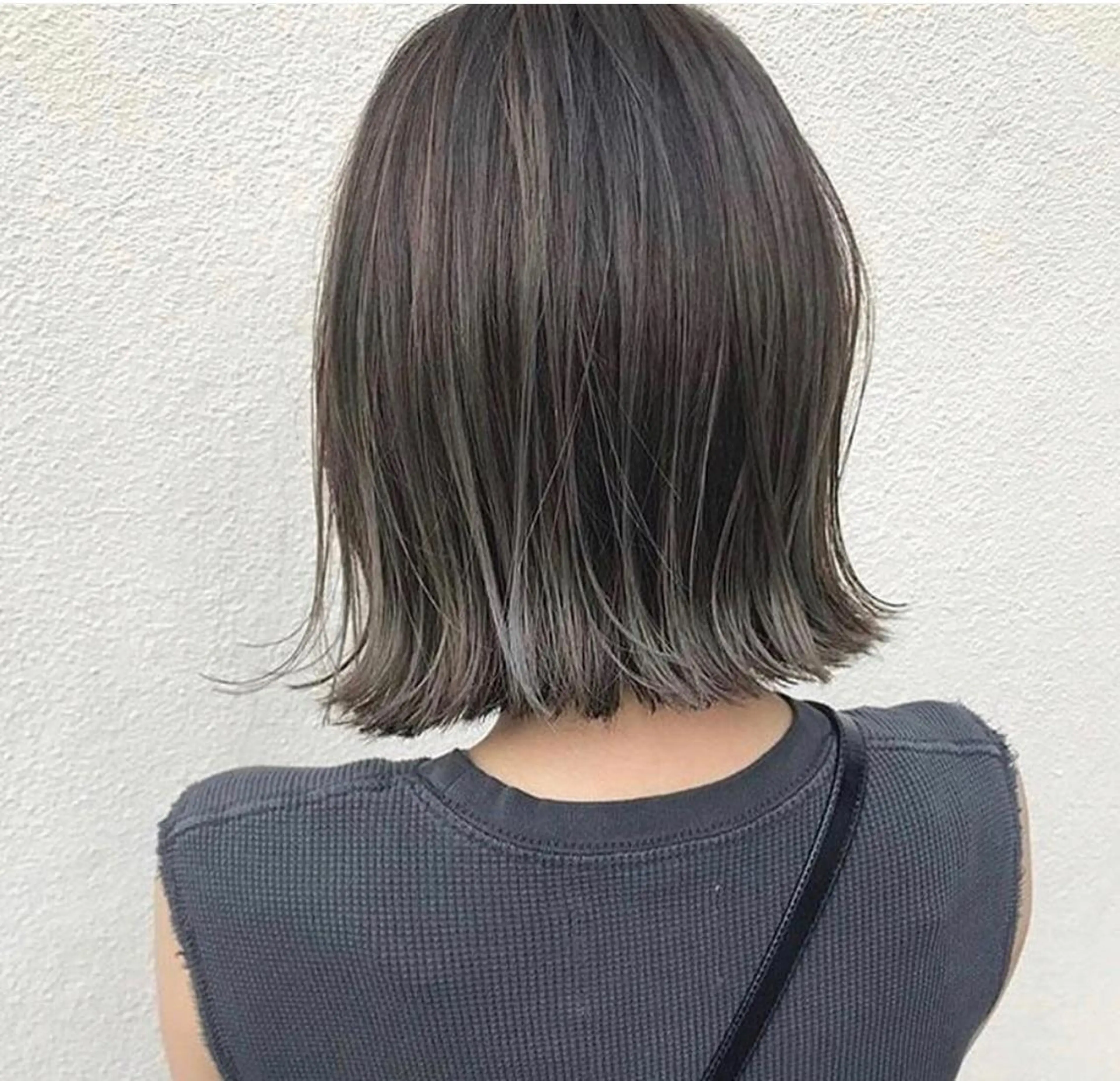 セミロング カラー パーマ ヘアアレンジ グレージュ ハイライトカラー ミルクティーグレージュ ハイライト ツヤ髪 /髪質改善 松岡将太郎のヘアスタイル