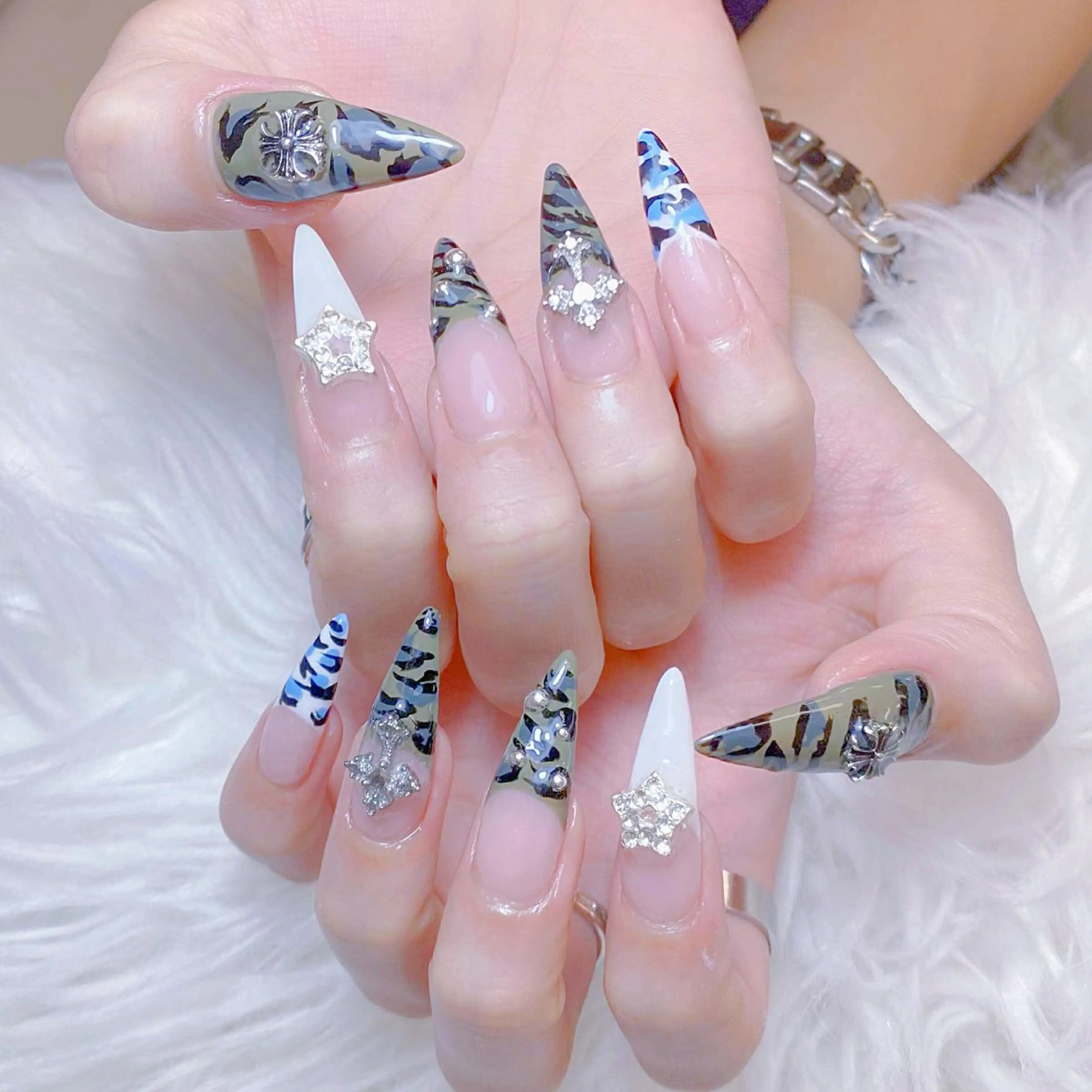 ネイル ハンドネイル Anh 高田馬場のネイルデザイン