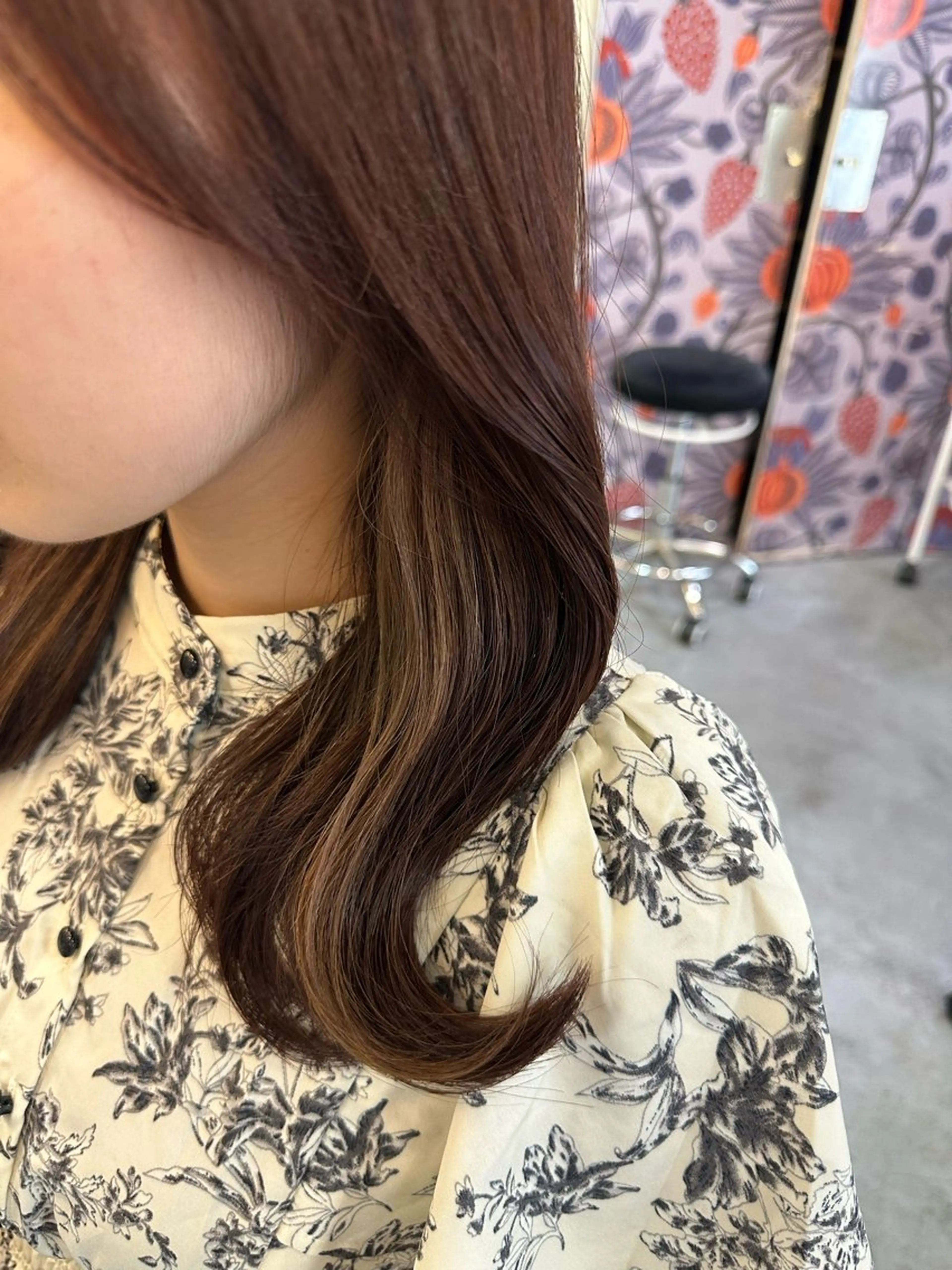 ロング ヘアカラー トリートメント アダチ ホノカのヘアスタイル