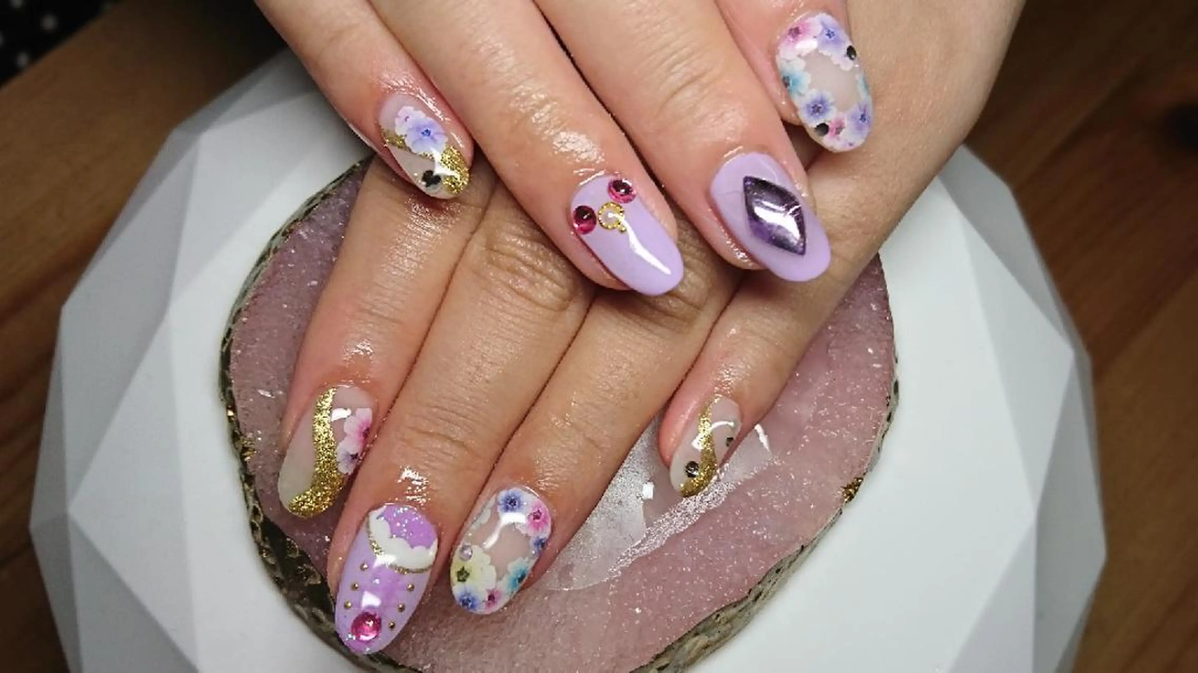 ネイル LAVISH nail salonのネイルデザイン
