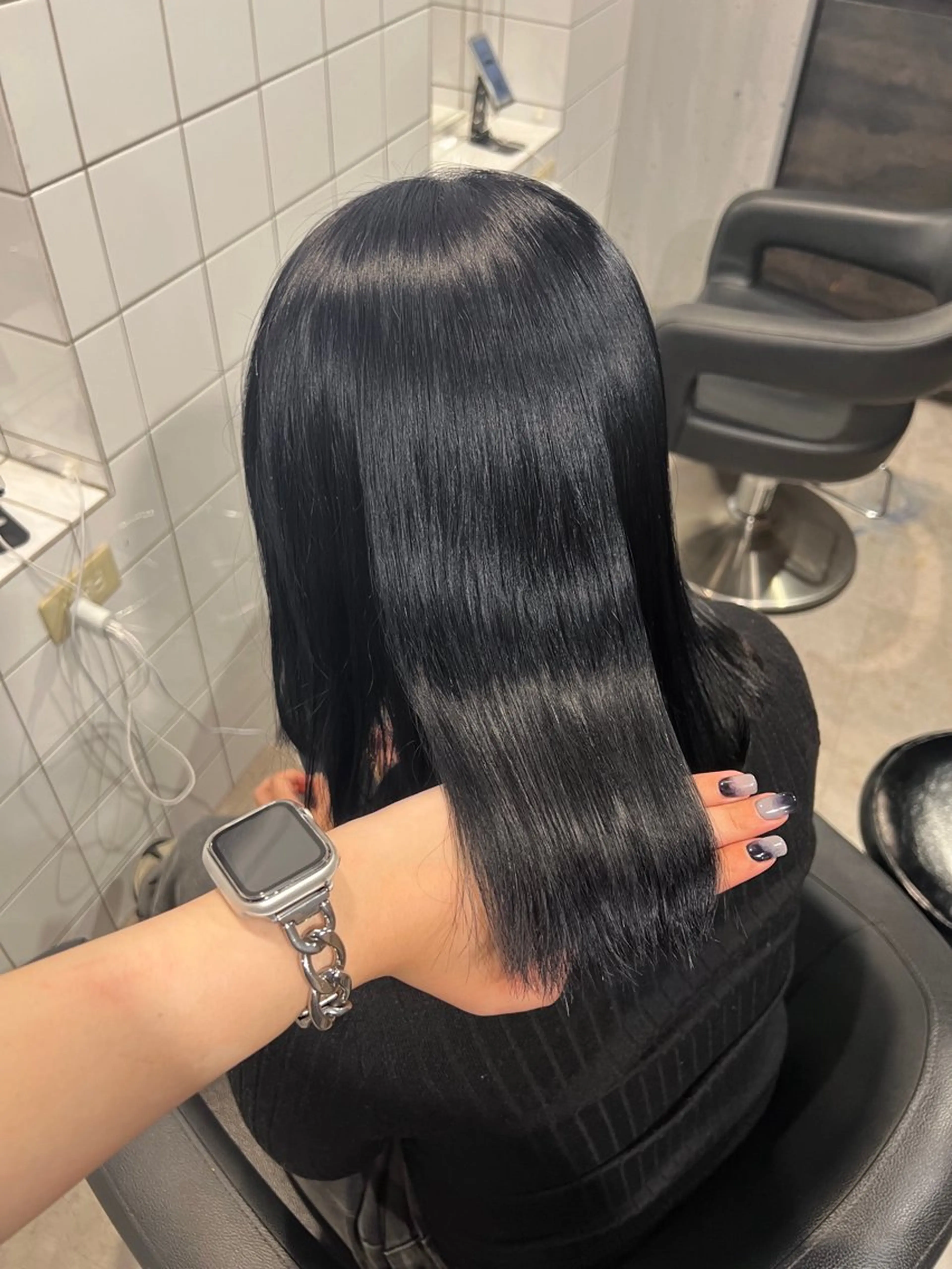 セミロング カラー 黒髪 ブルーカラー ブルーブラック 暗髪🩶ラベンダー/ ブルー/ユウナ🤍のヘアスタイル