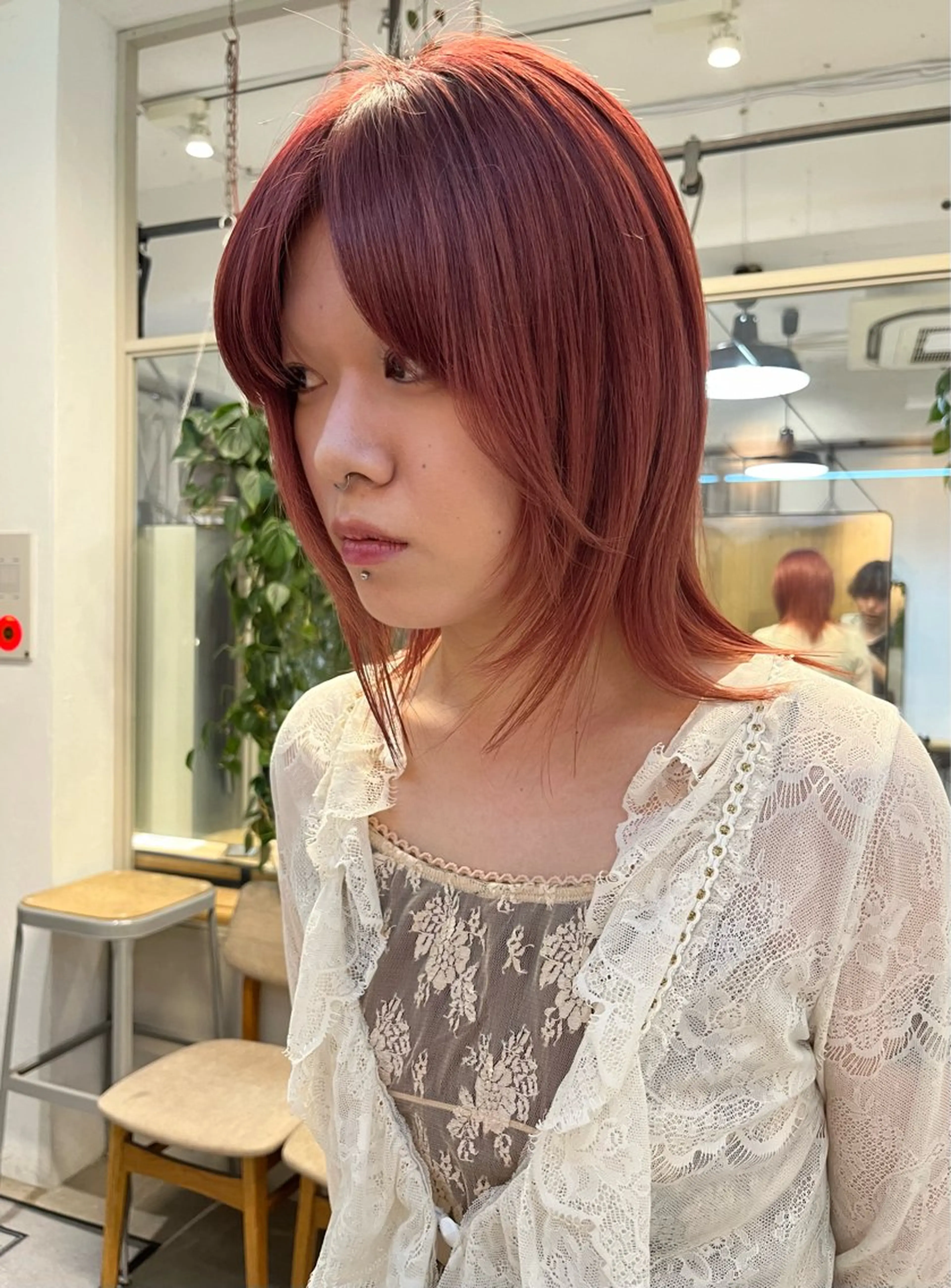 セミロング カラー ブリーチ ダブルカラー インナーカラー オレンジ 赤み消しカラー/ ナチュラル/トモキのヘアスタイル