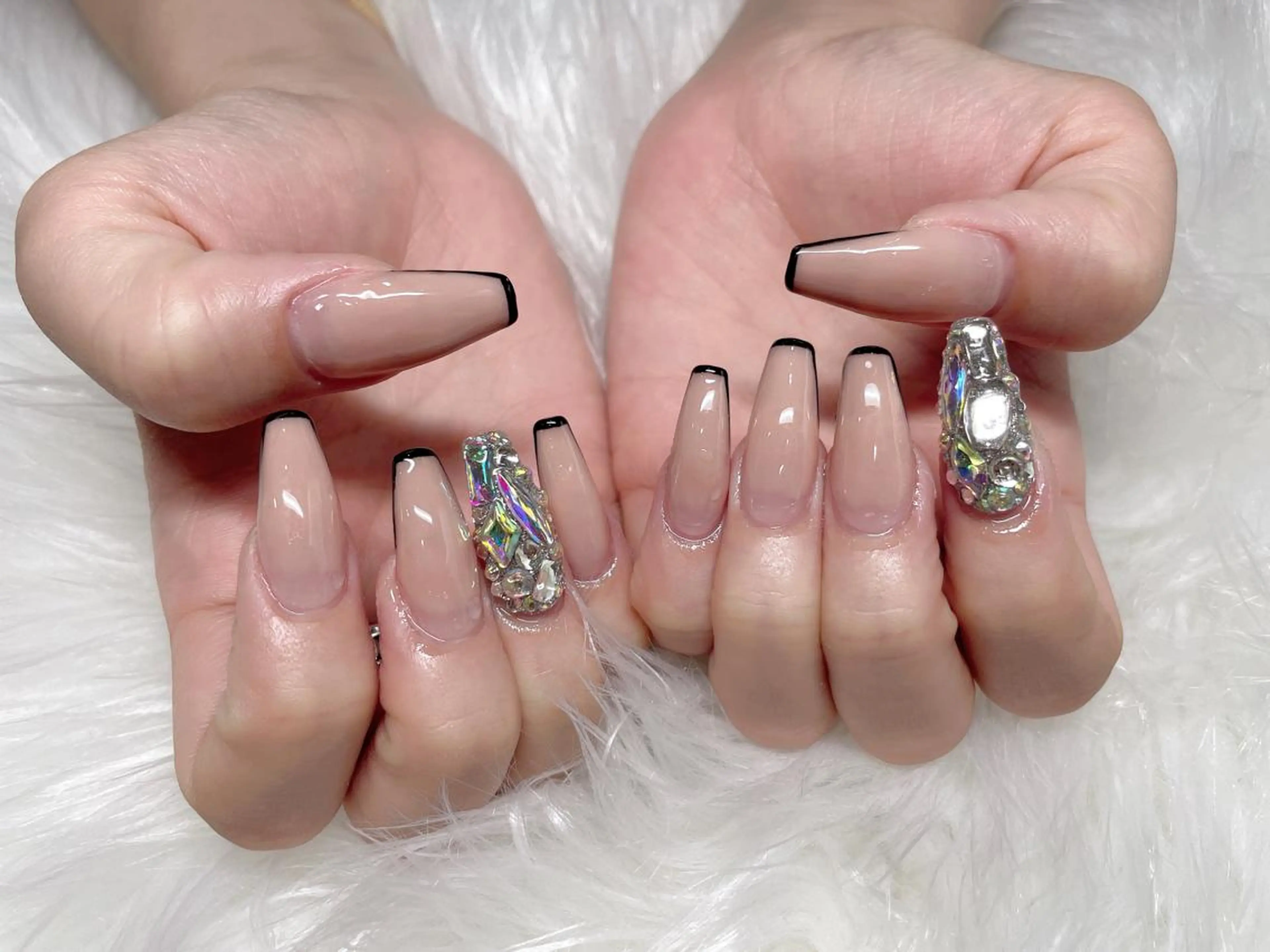 ミディアム ネイル 《LB》ラブリエ Nail&eyeのマツエク・マツパデザイン
