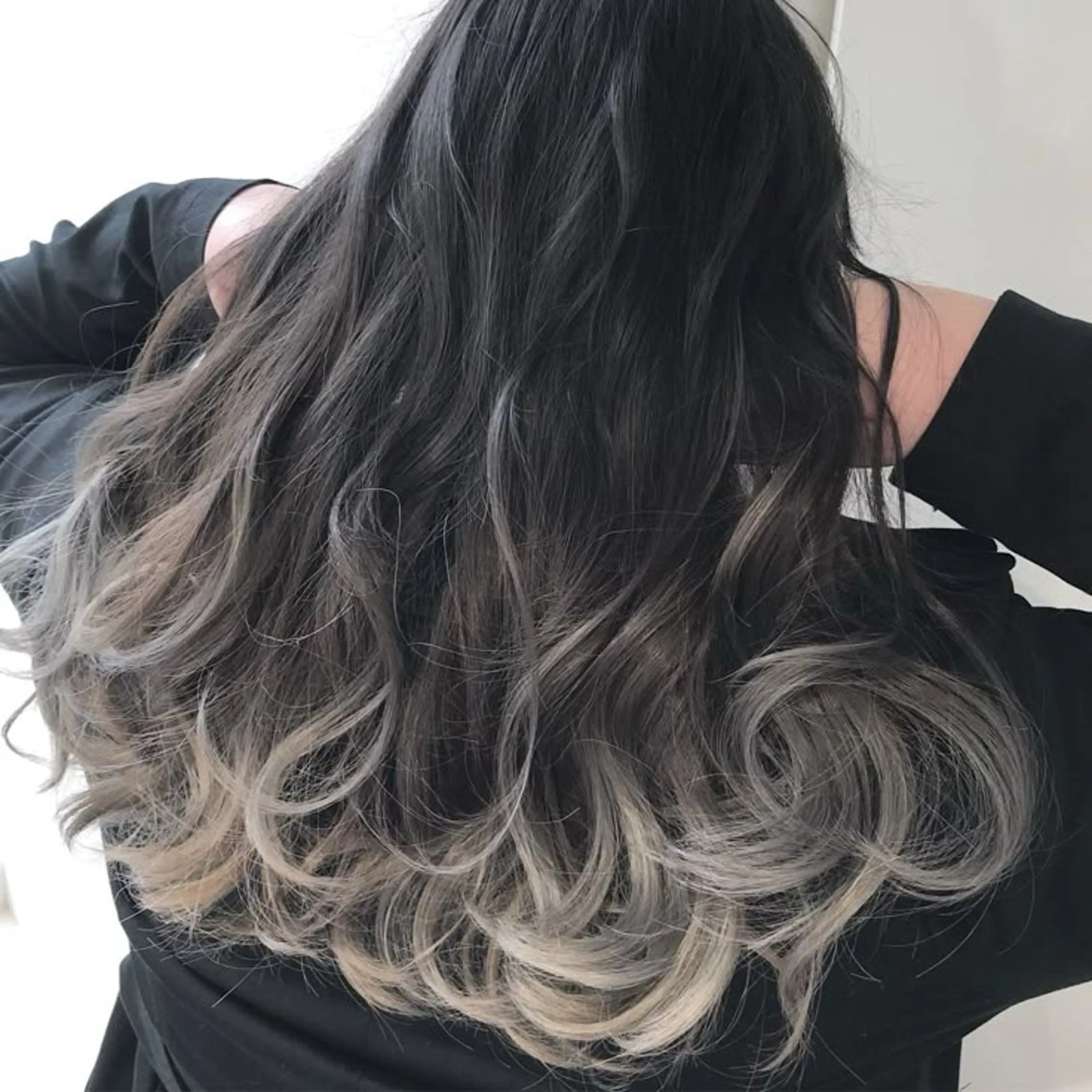 ロング カラー haruka 遥歌のヘアスタイル