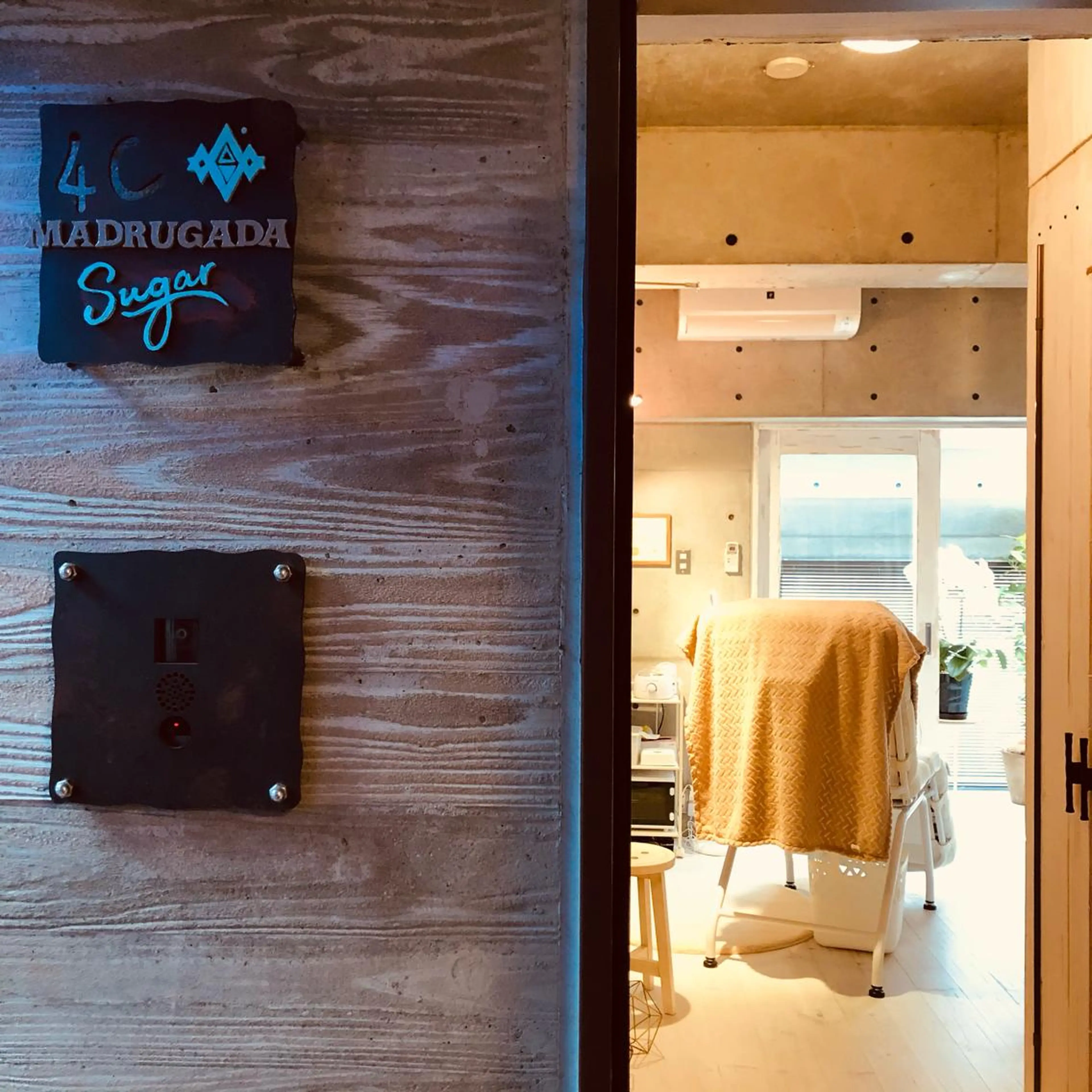 【日本シュガーリング協会認定】 MADRUGADA Sugar所属・名古屋シュガーリング 専門サロン NANAのエステ・リラクイメージ