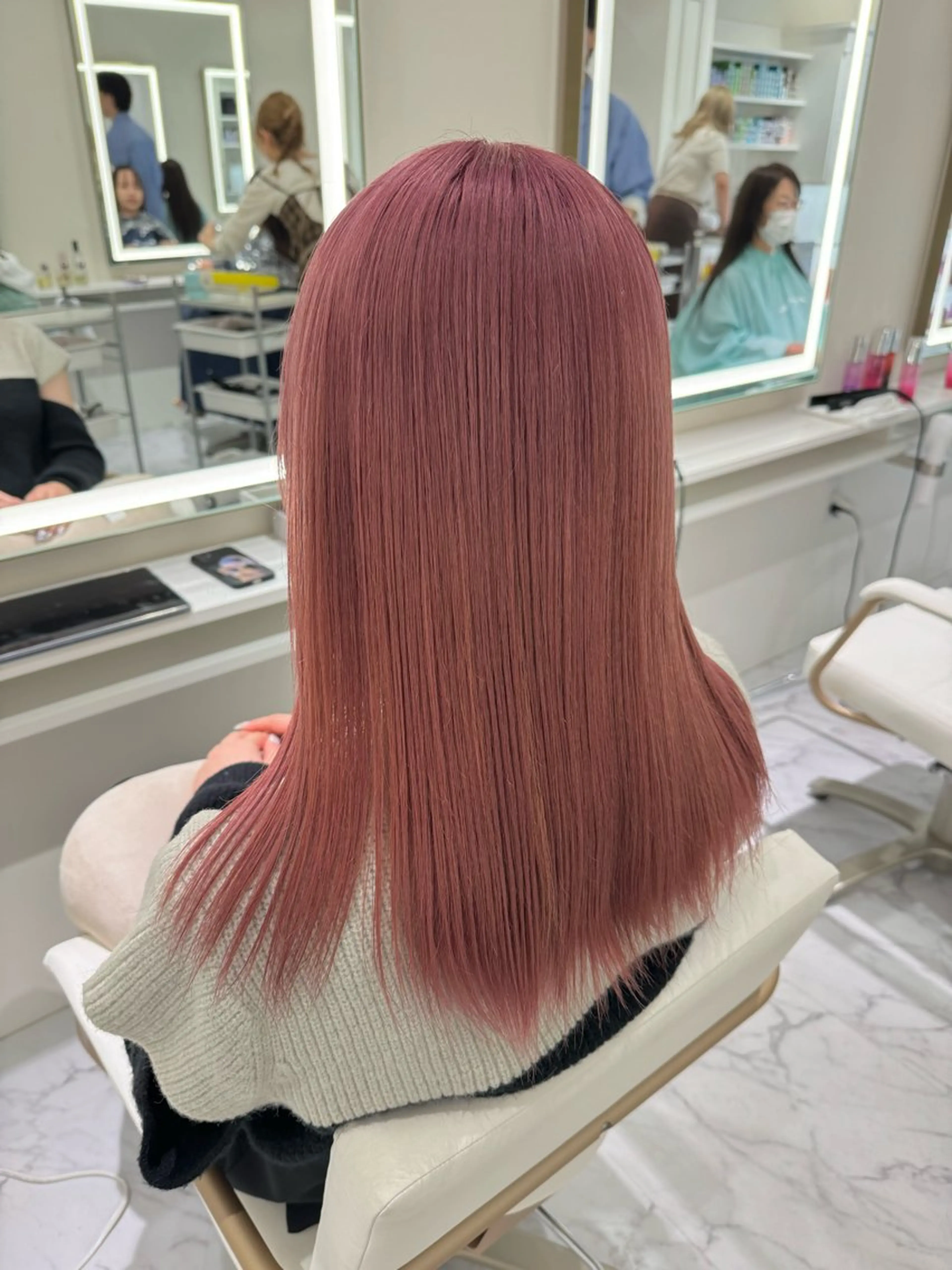 セミロング カラー ヘアカラー ParveMix🍀 藤原愛未のヘアスタイル