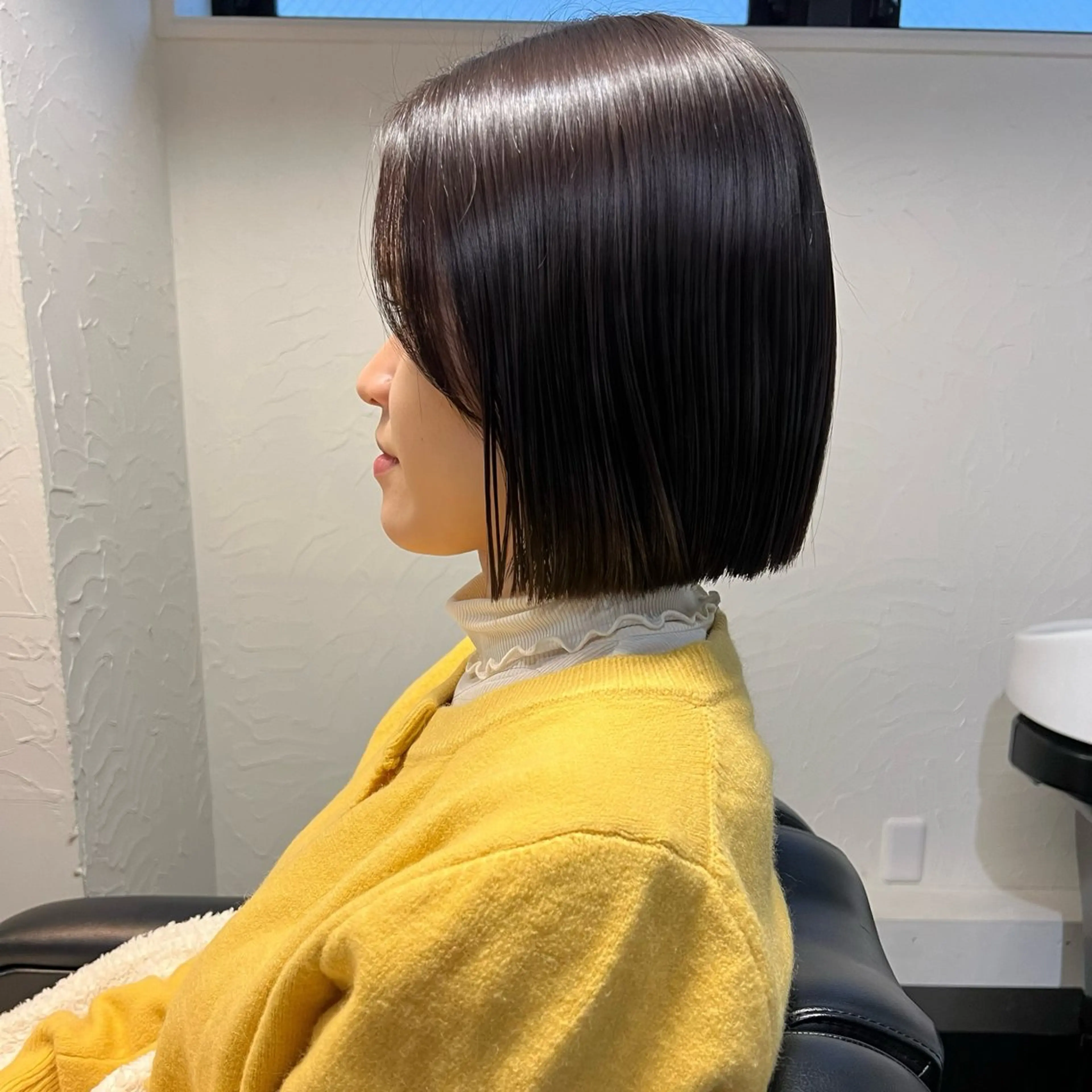 ミディアム ボブ カット 💘札幌クロスパーマ 髪質改善💘rinaのヘアスタイル