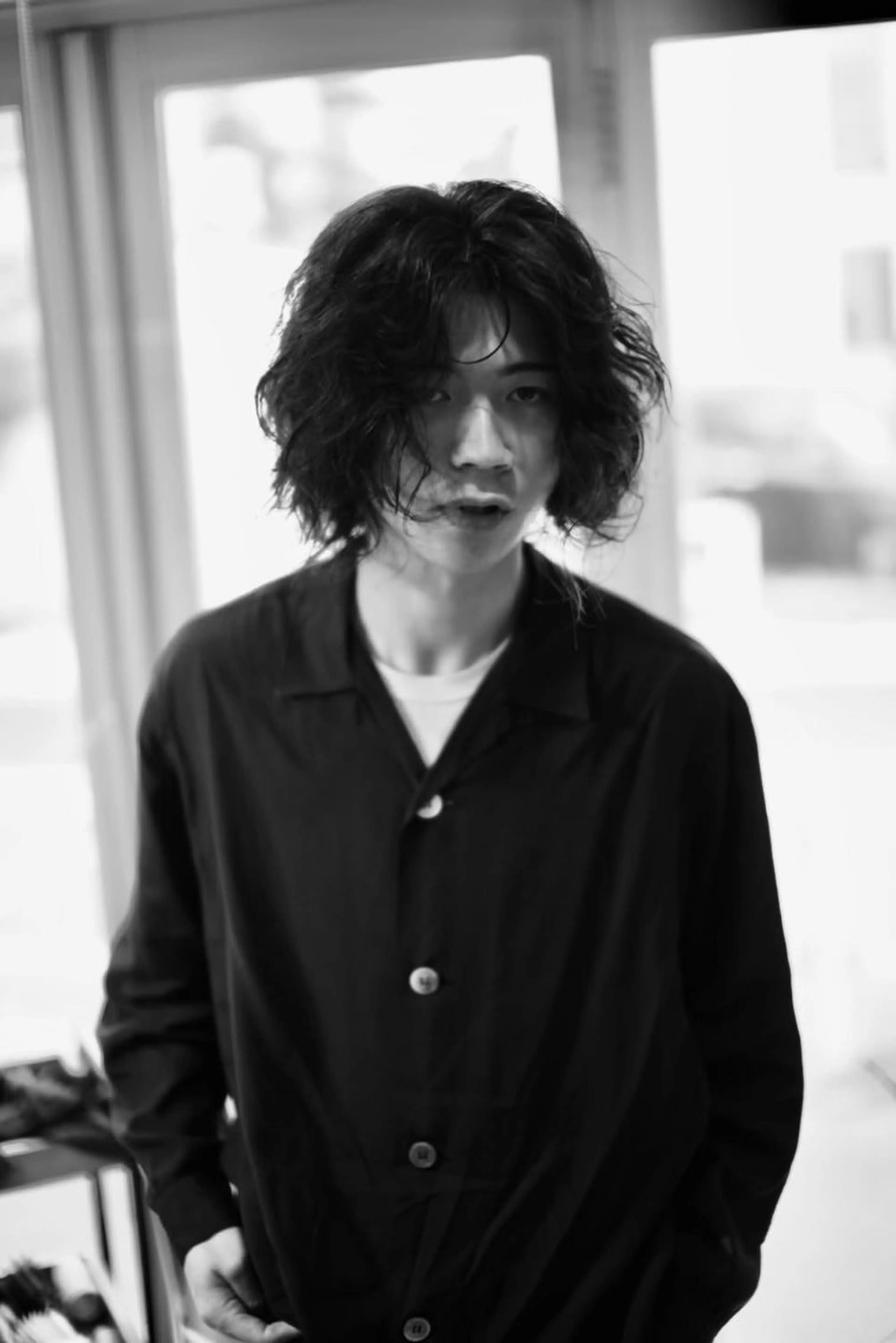 ミディアム パーマ メンズ カット パーマ トリートメント 大西 カズマのヘアスタイル